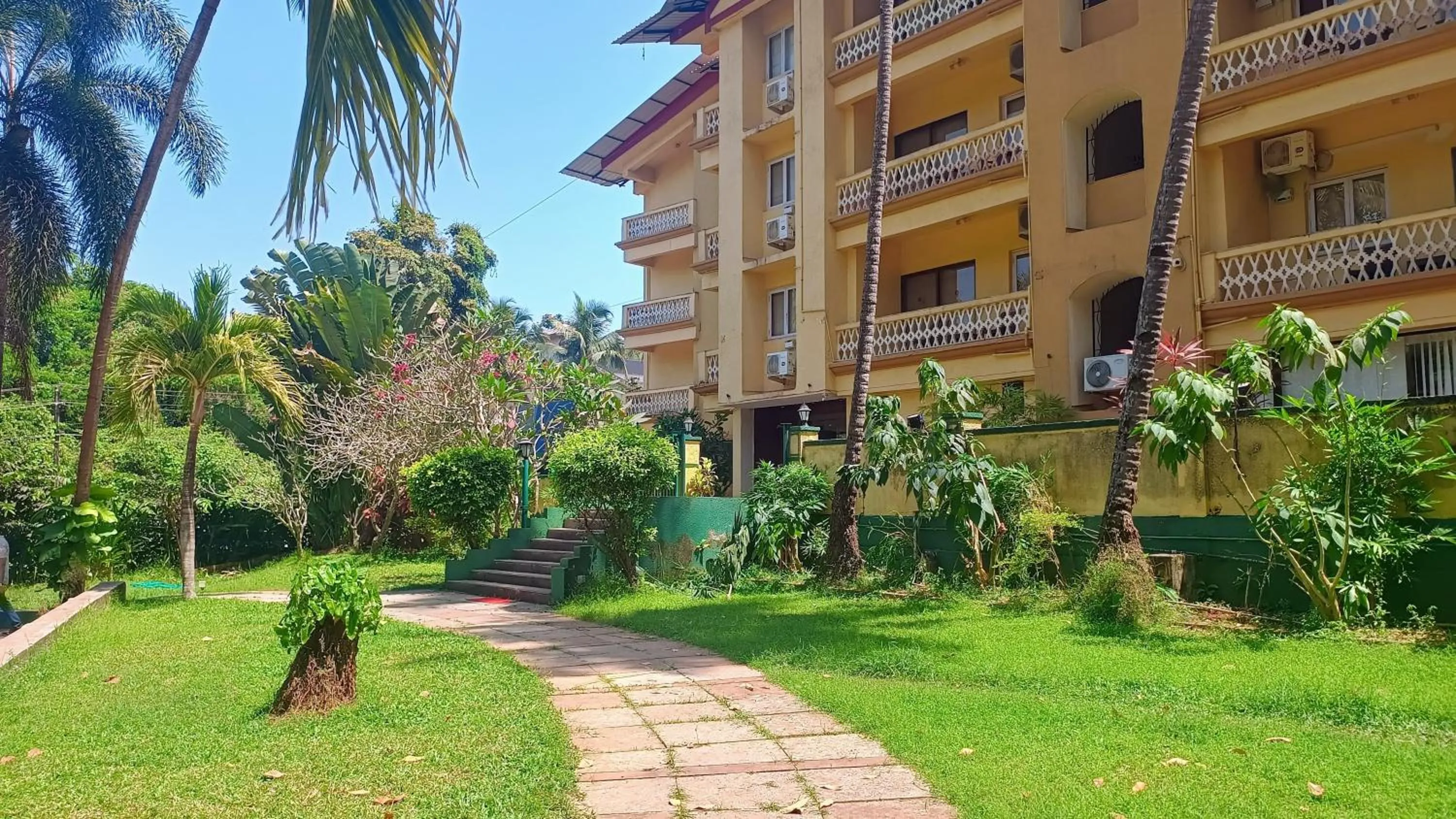 Garden in Golden Landmark Green Valley Beach Resort