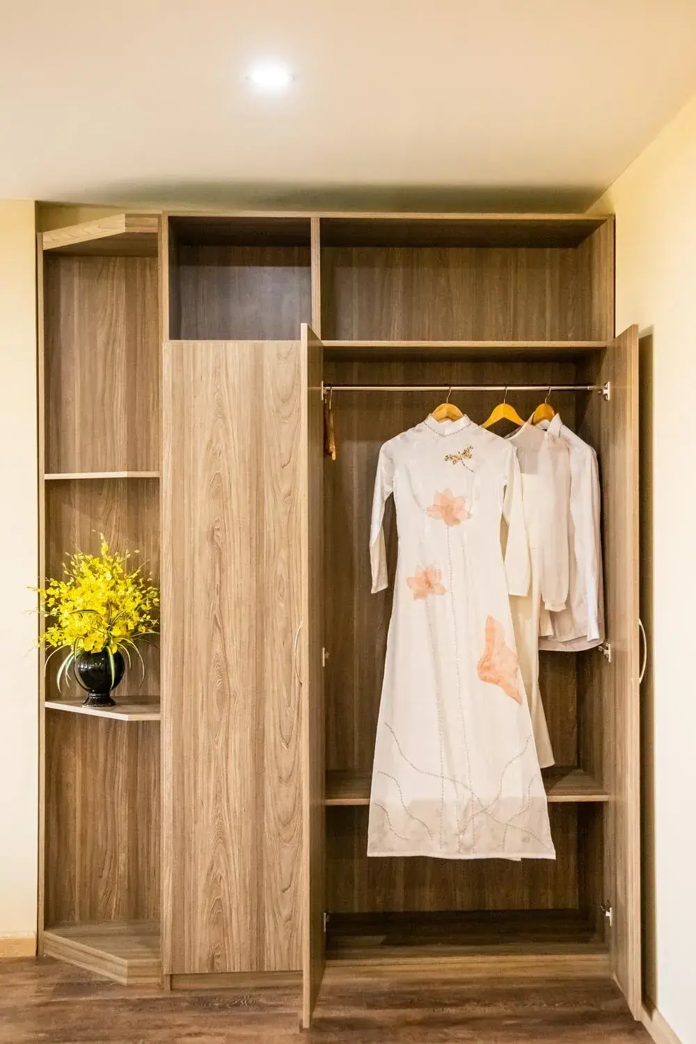 Deluxe Apartment in LA MIA Lakeview Hotel Deluxe Apartment in LA MIA Lakeview Hotel