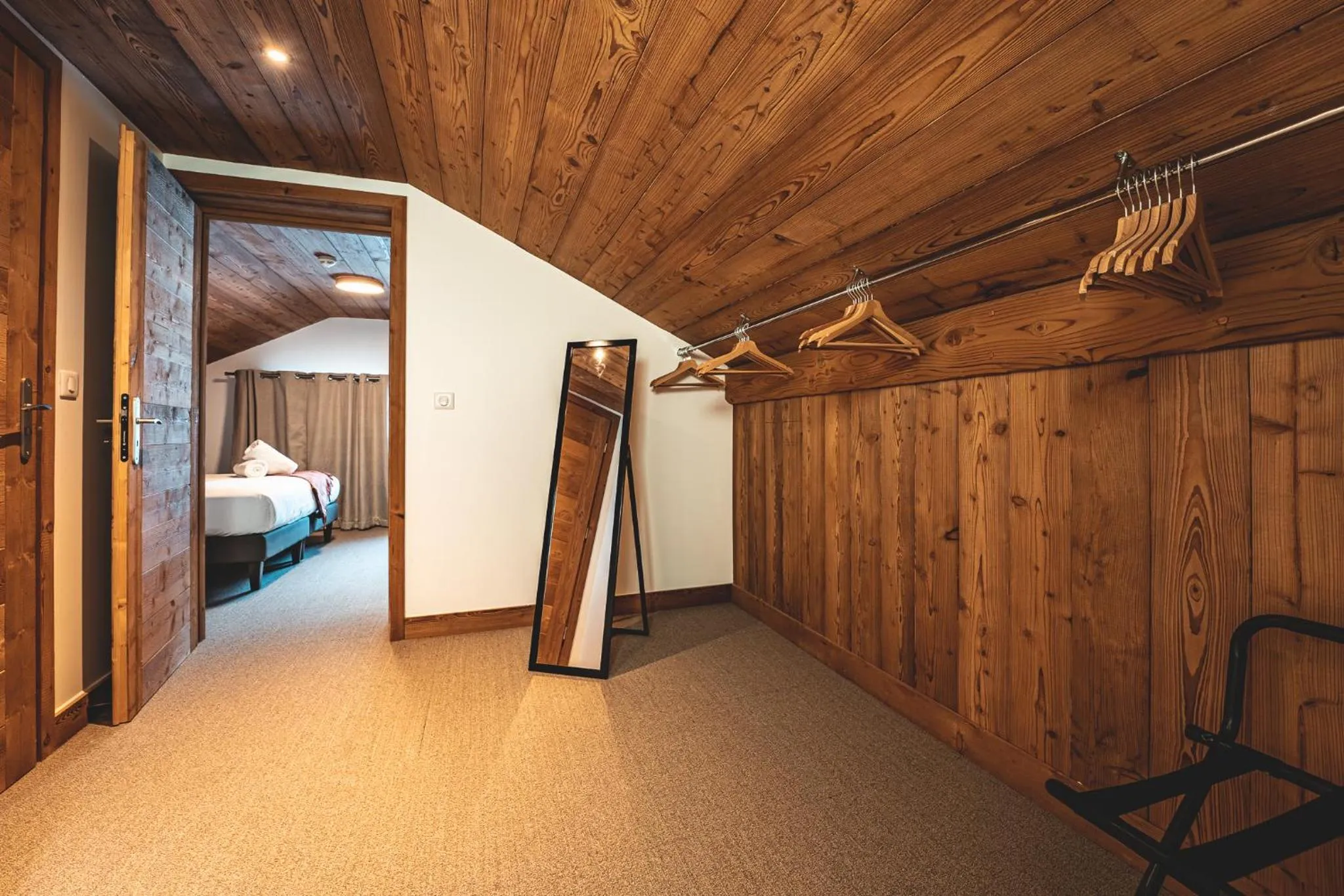 Bedroom, Bed in Hotel Du Lac