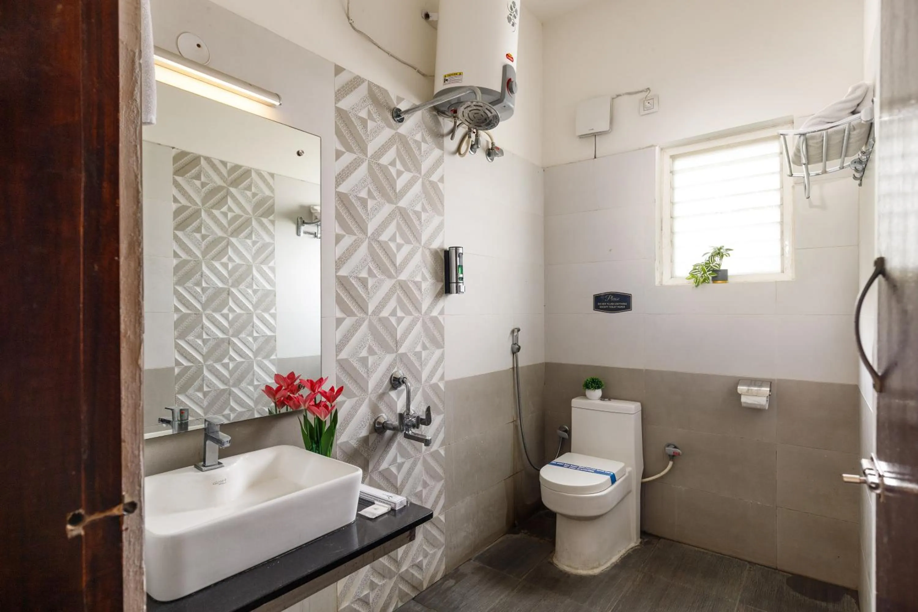 Eiffel Suites - Kammanahalli