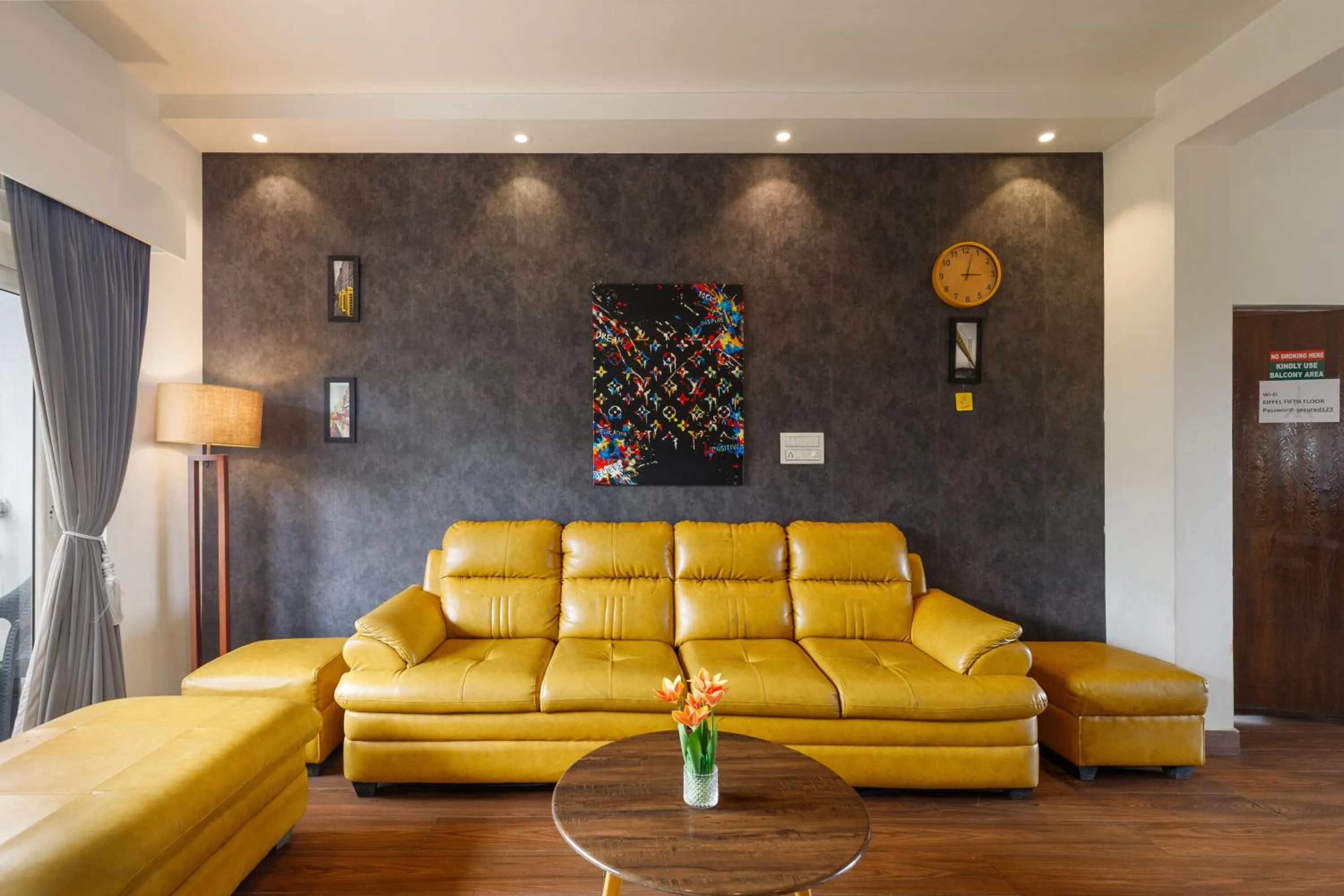 Eiffel Suites - Kammanahalli