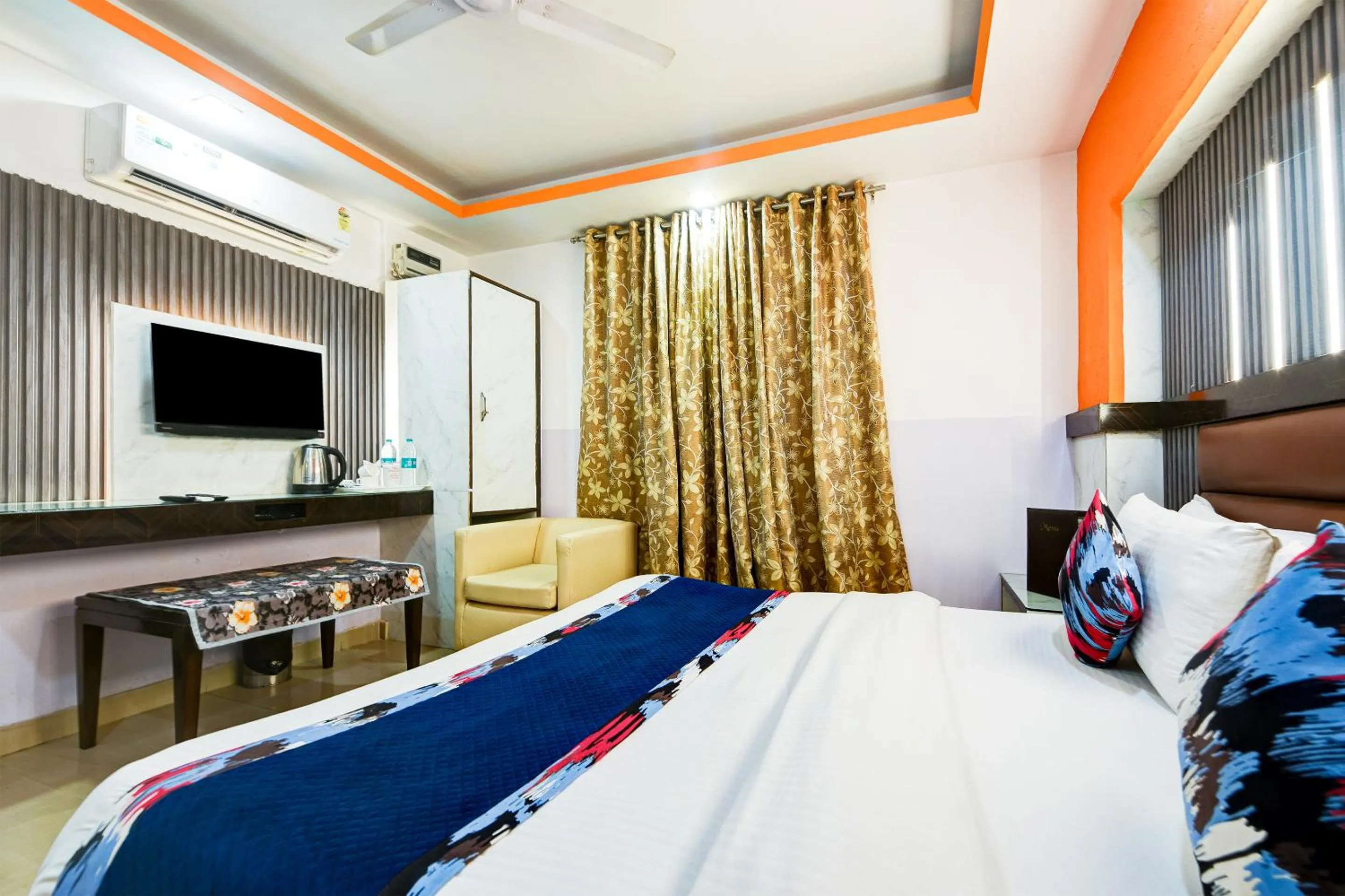 Bedroom, Bed in Hotel Shri Vinayak in City Centre at New Delhi Railway Station-By RCG Hotels