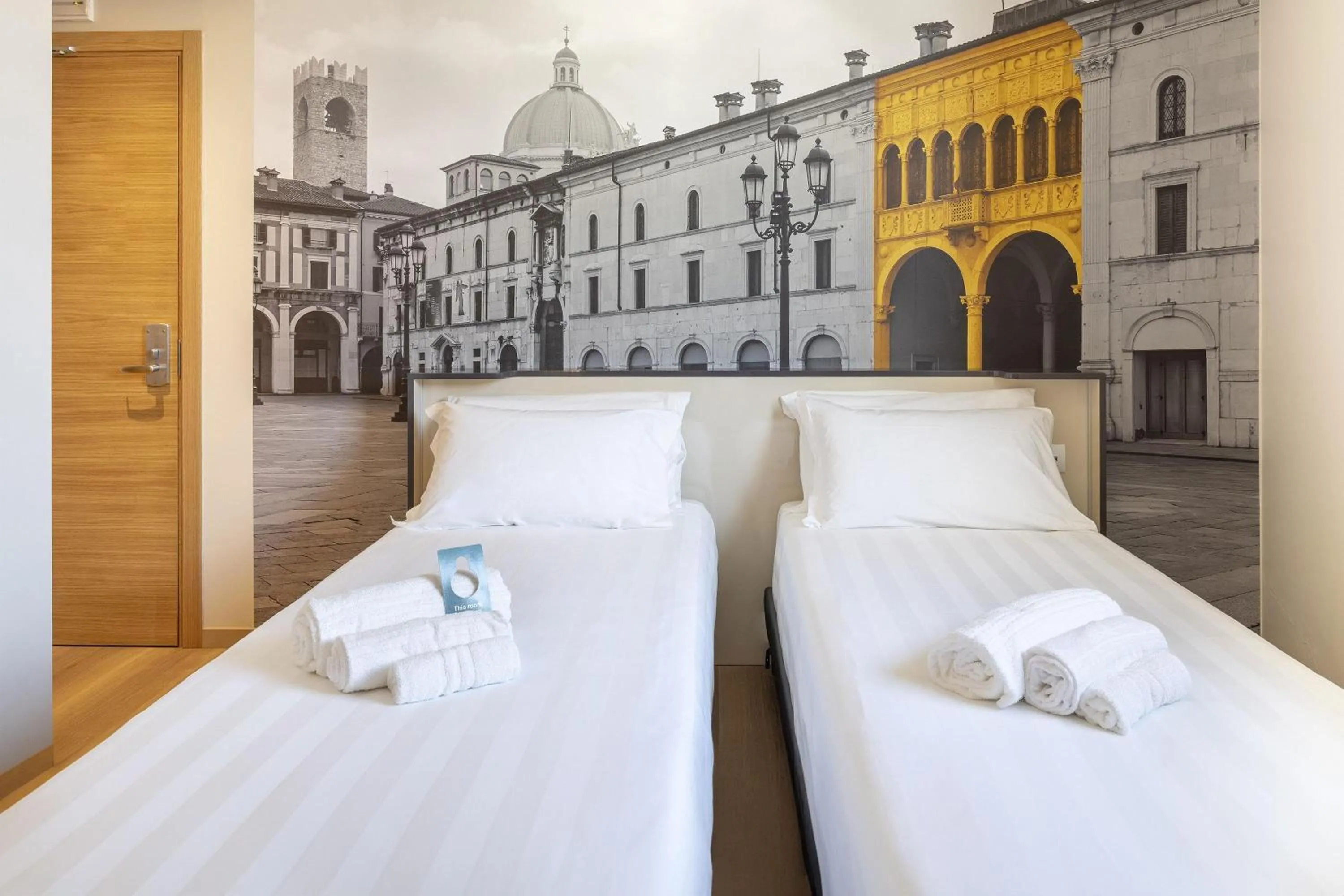 Photo of the whole room, Bed in B&B Hotel Brescia