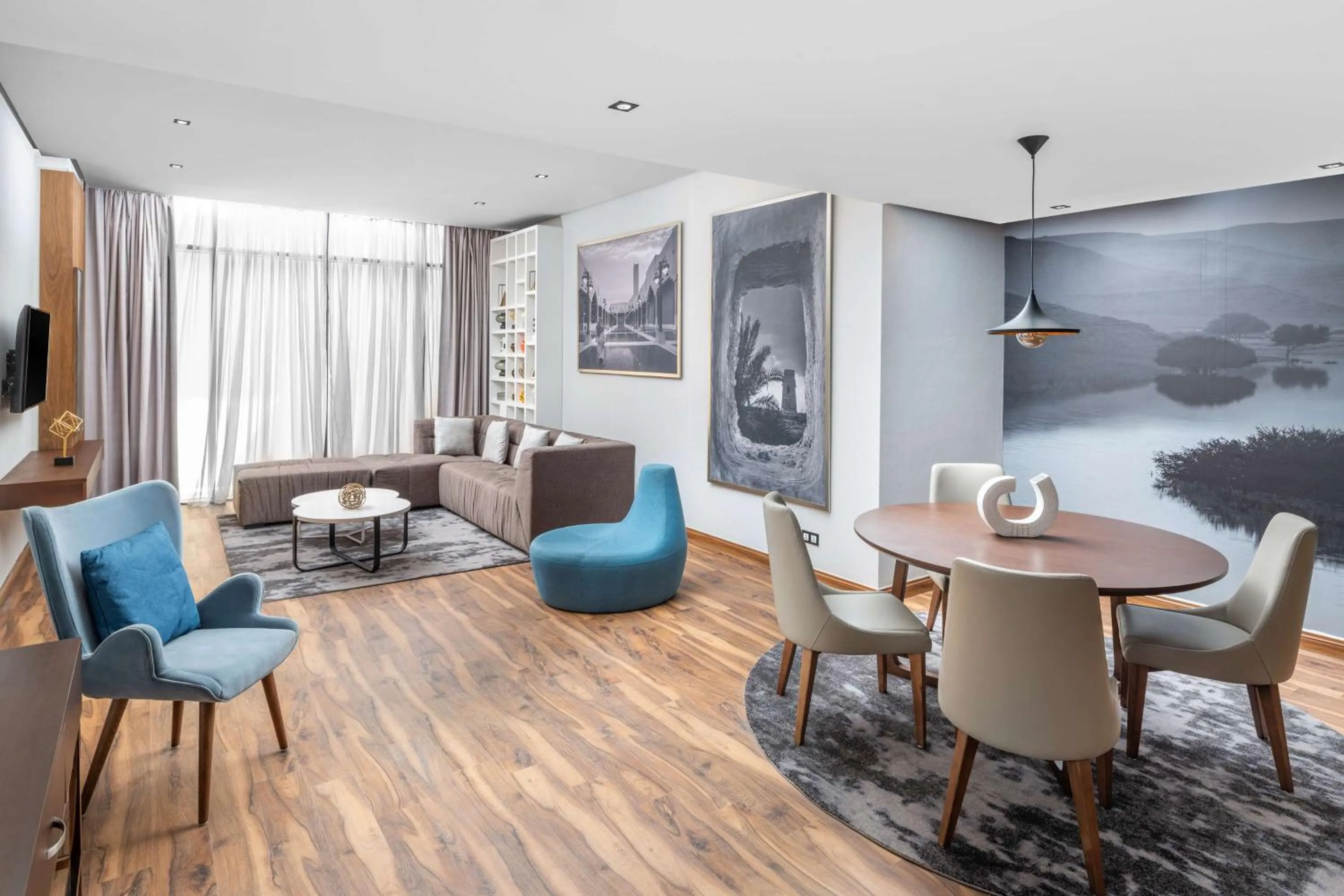 Living room in Radisson Blu Hotel Riyadh Qurtuba