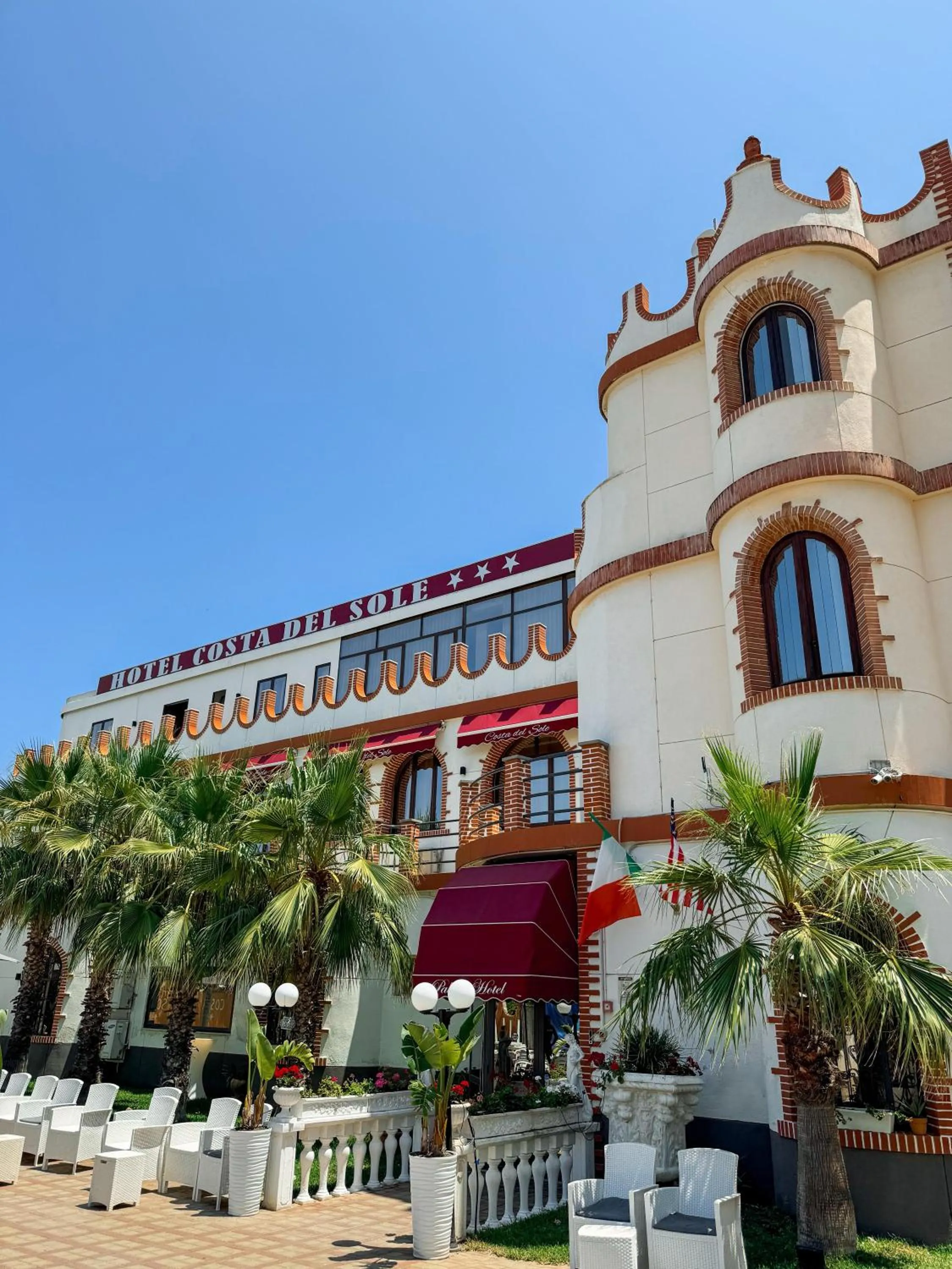 Property building in Mg Palace Hotel Costa del Sole