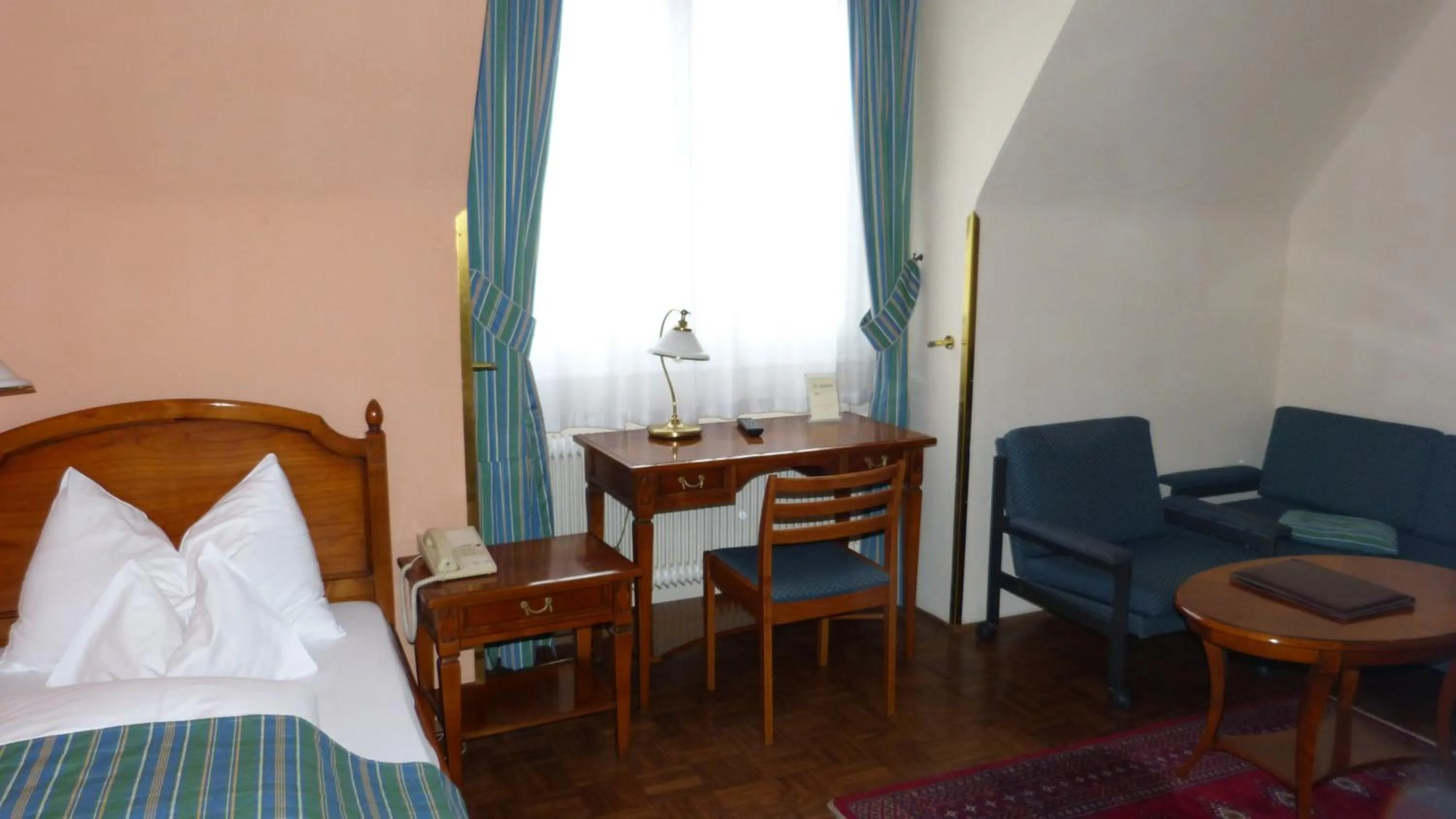 Bedroom, Bed in Hotel Apartment Rothensteiner