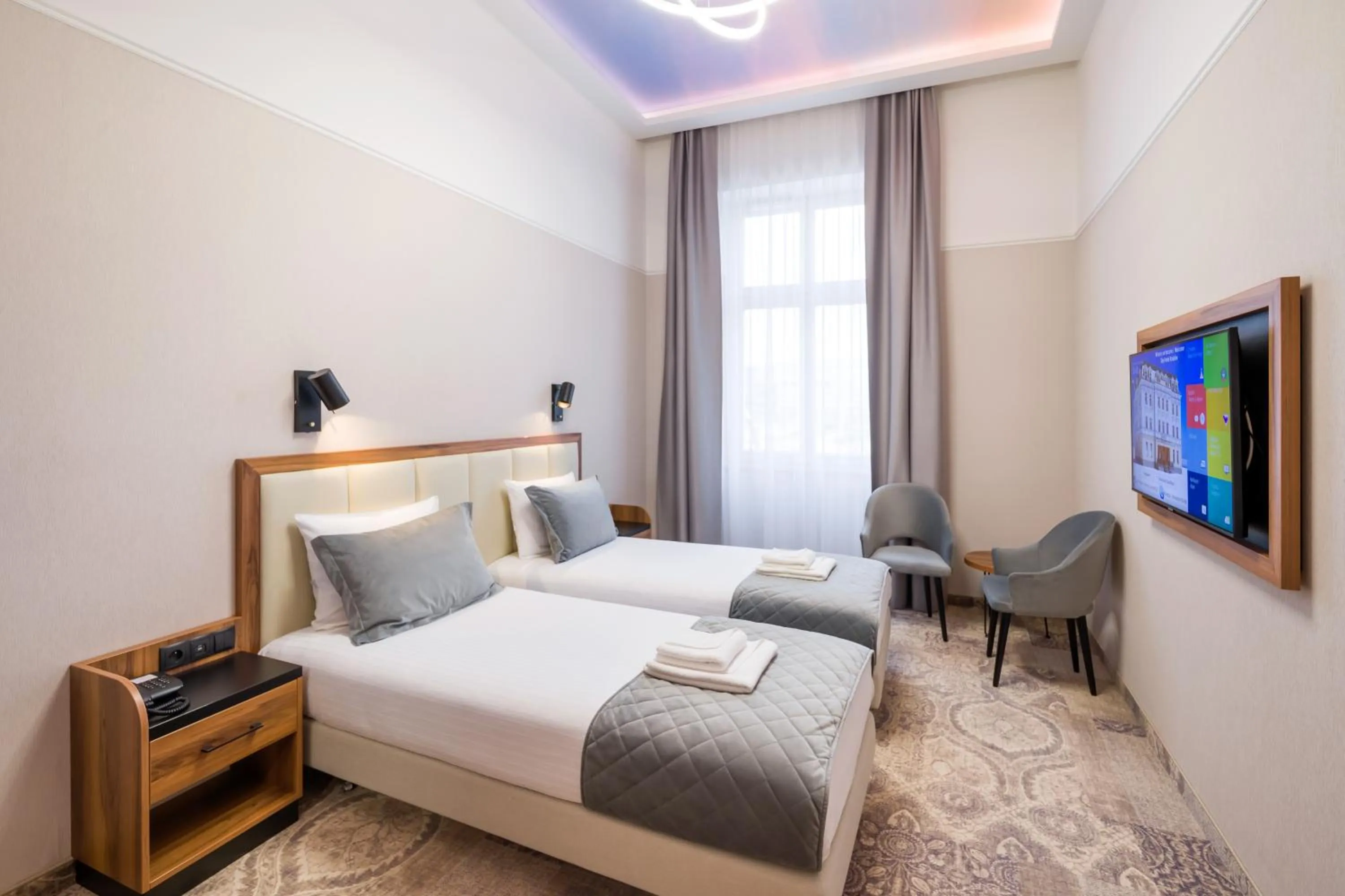 TV and multimedia, Bed in Sky Hotel Kraków