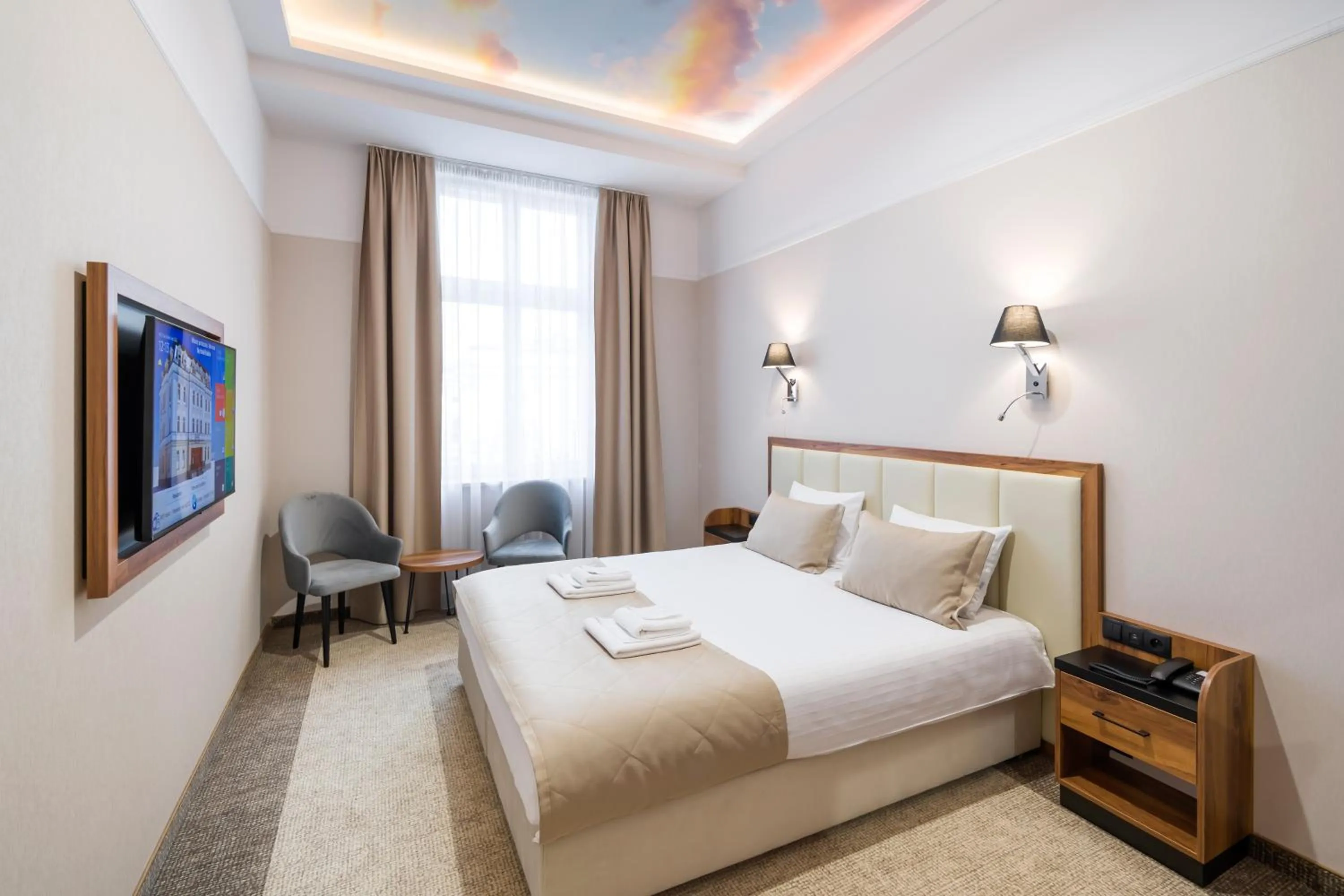 Bed in Sky Hotel Kraków