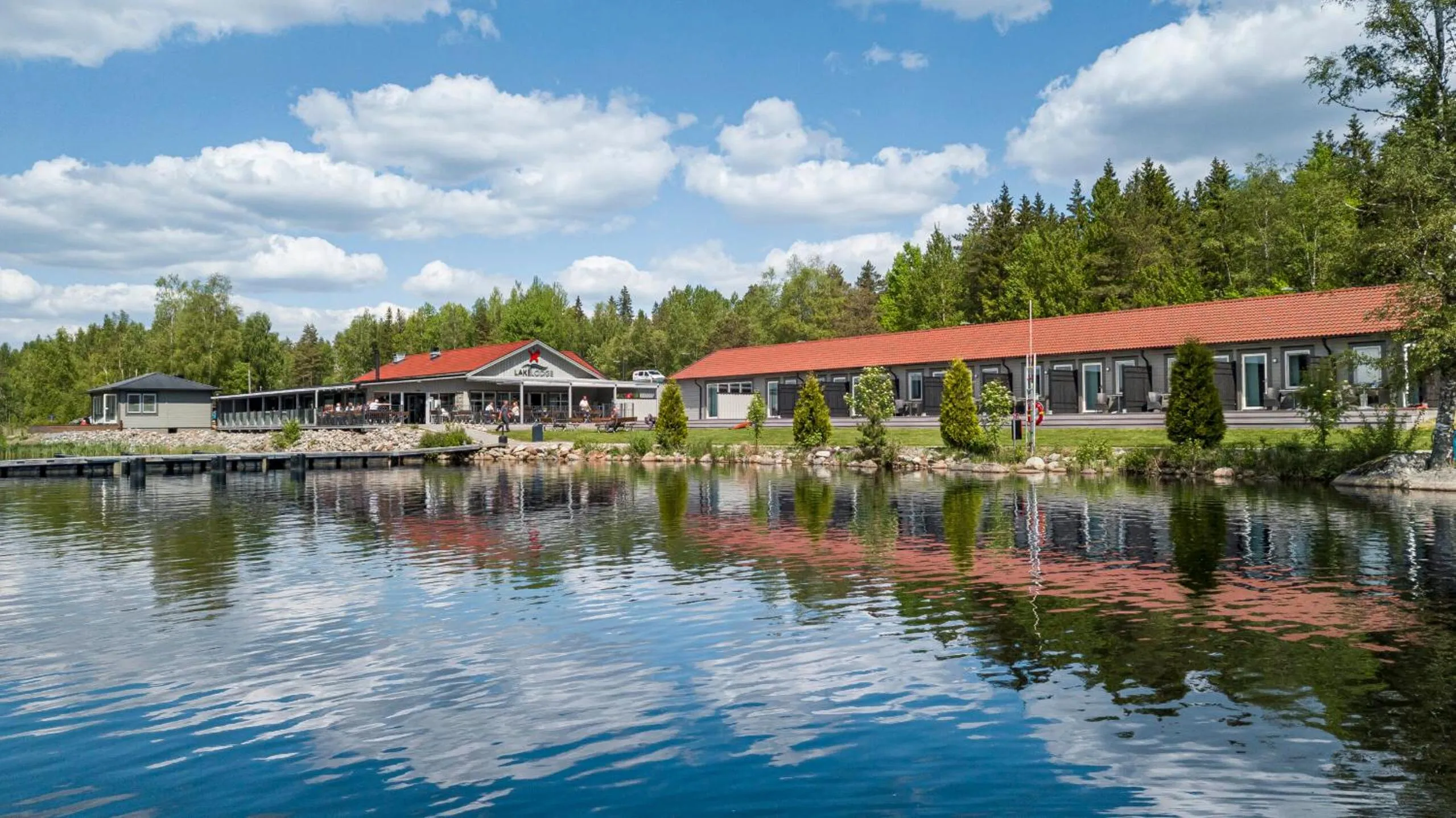 Lake view in Lakelodge