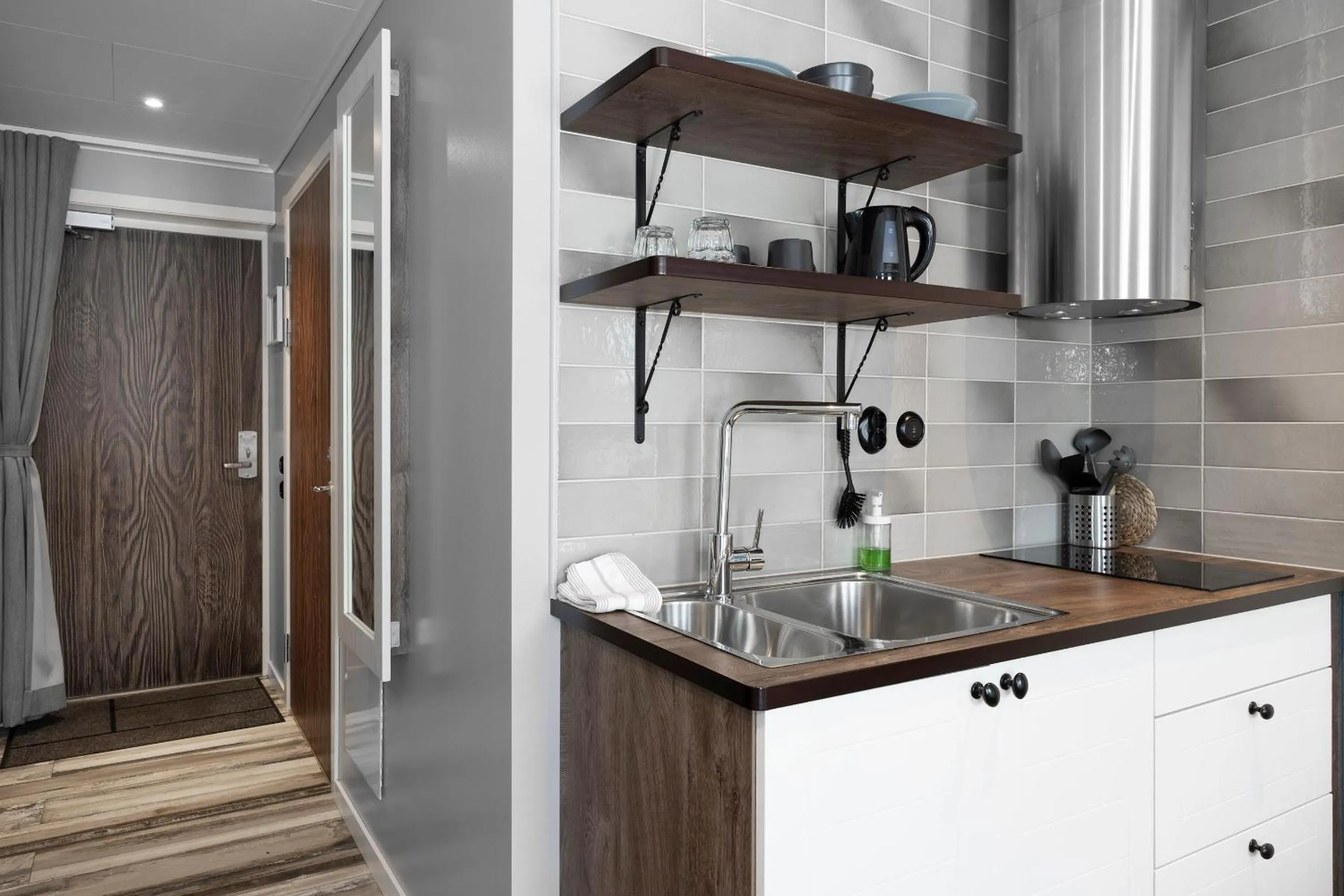 Kitchen or kitchenette in Lakelodge