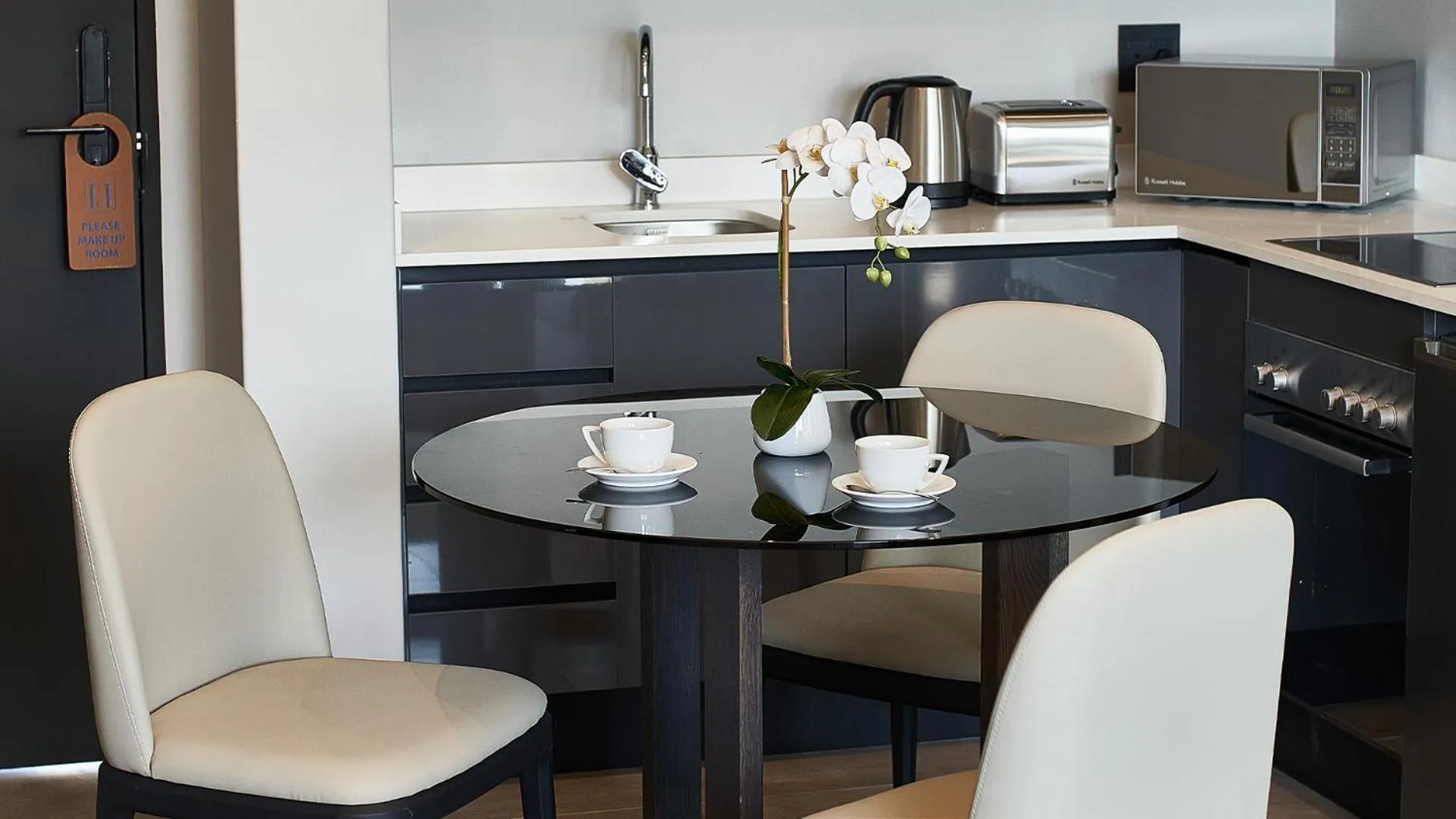 Coffee/tea facilities in The Catalyst Apartment Hotel by NEWMARK