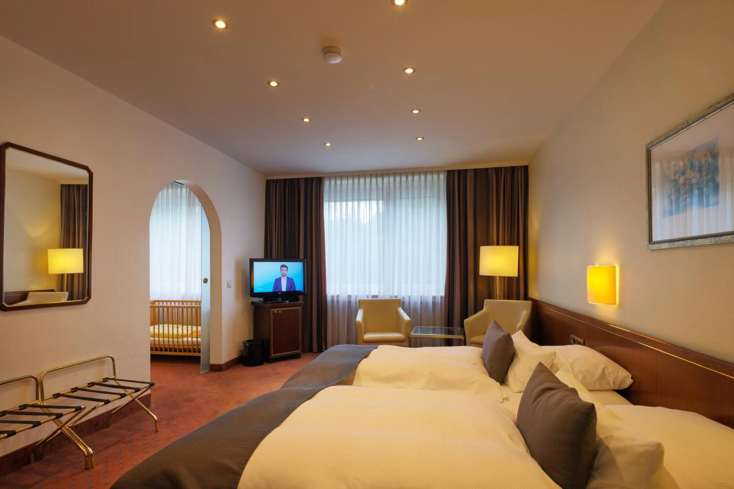 Bed in Trip Inn Hotel Esplanade, Düsseldorf