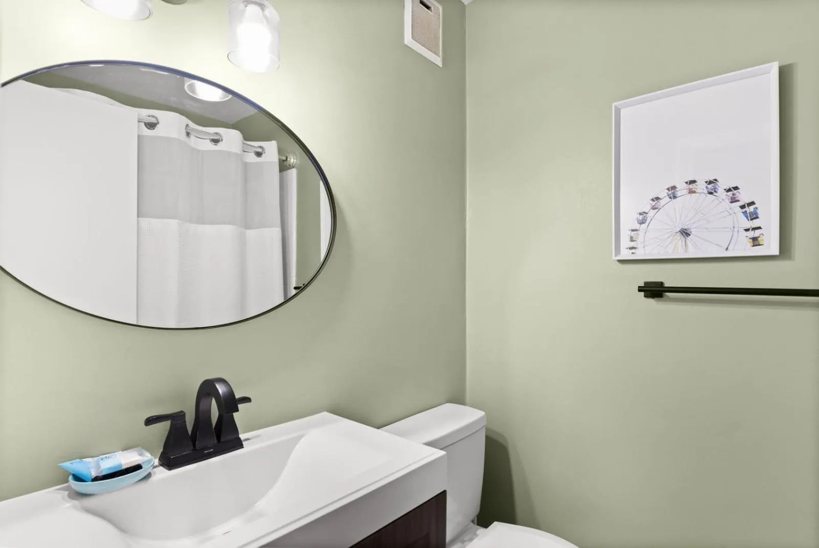 Bathroom in Dry Dock Inn