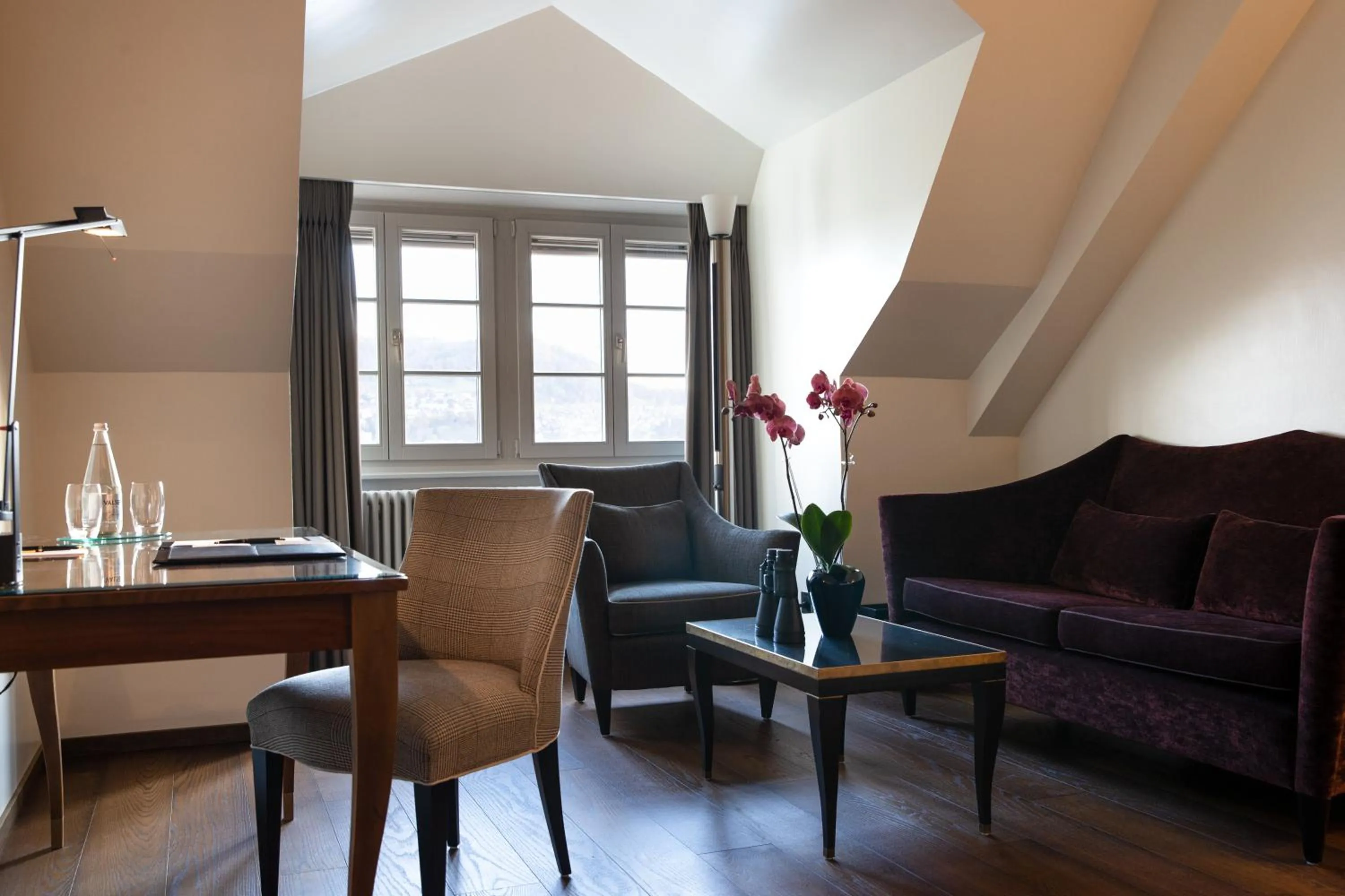 Seating area in Hotel Bellevue Palace Bern