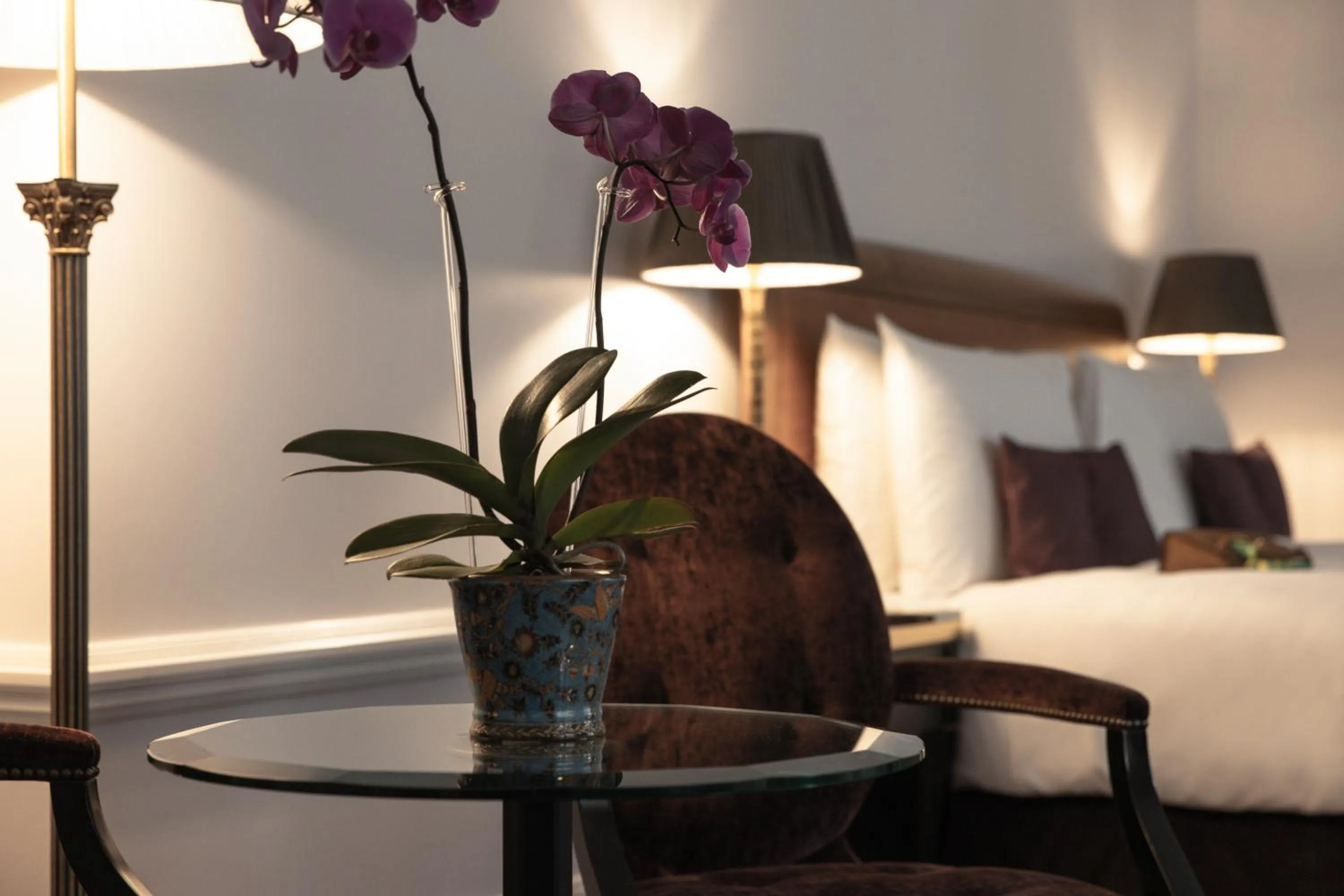 Bed in Hotel Bellevue Palace Bern