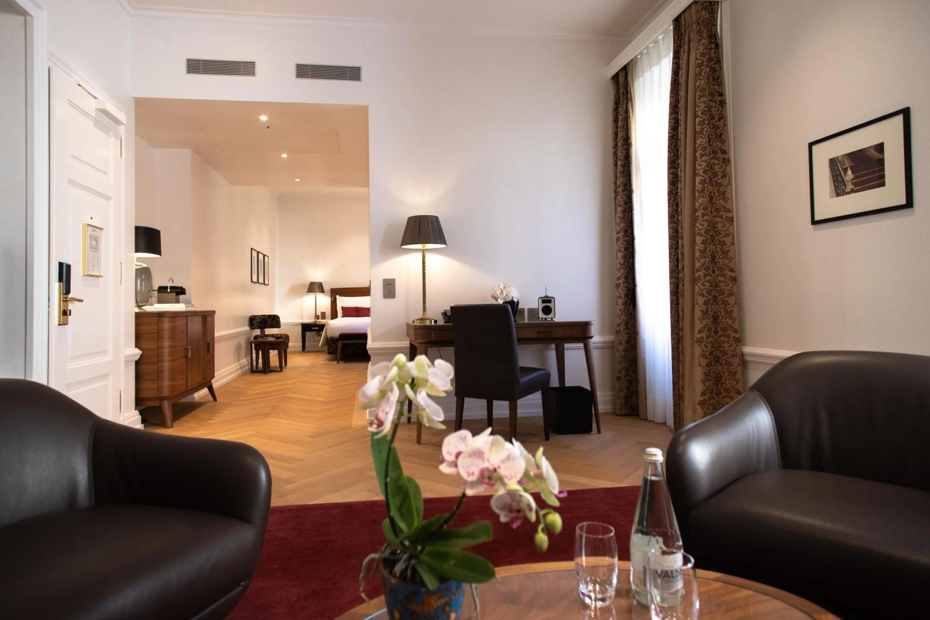 Living room in Hotel Bellevue Palace Bern