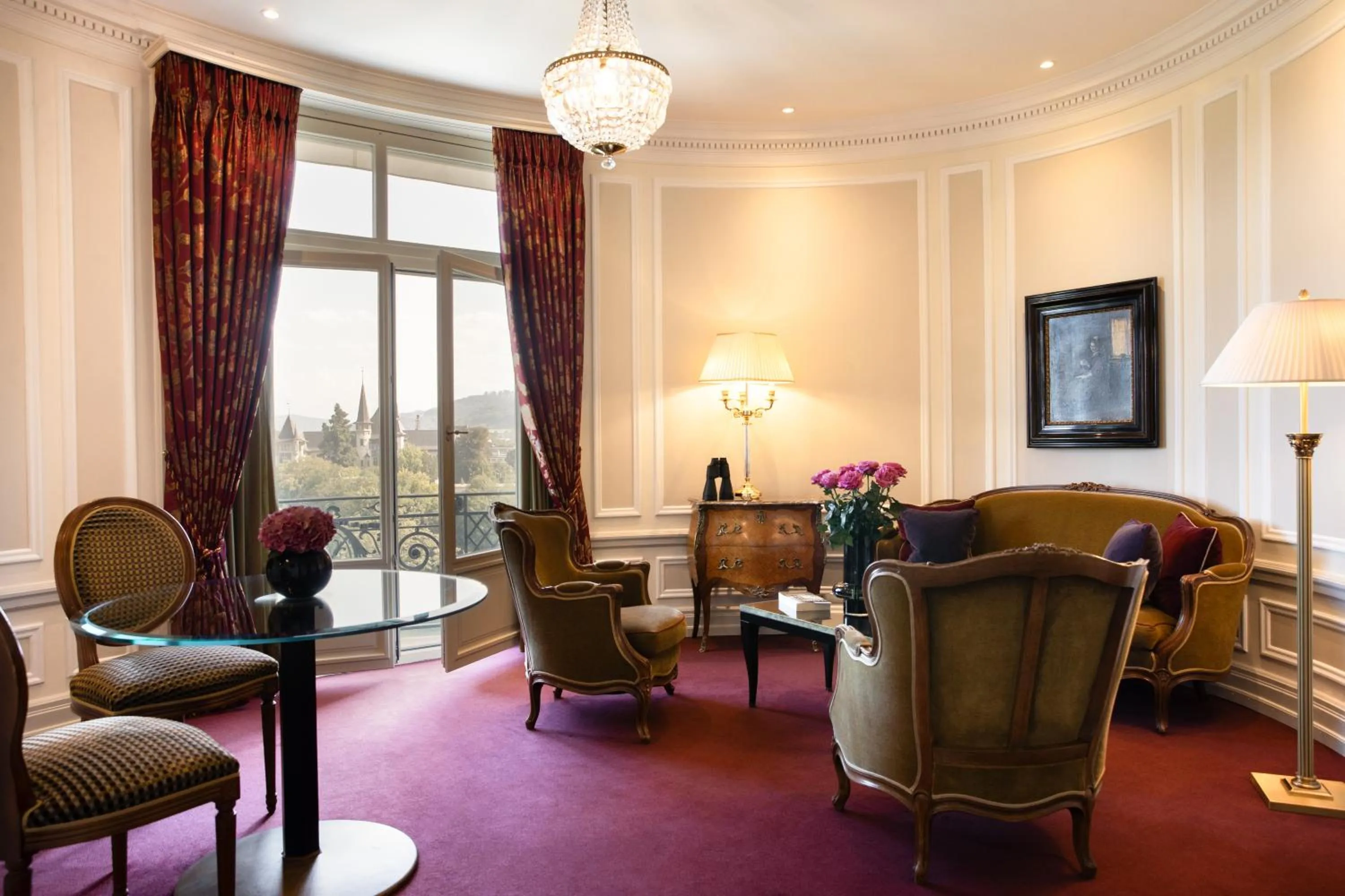 Living room in Hotel Bellevue Palace Bern
