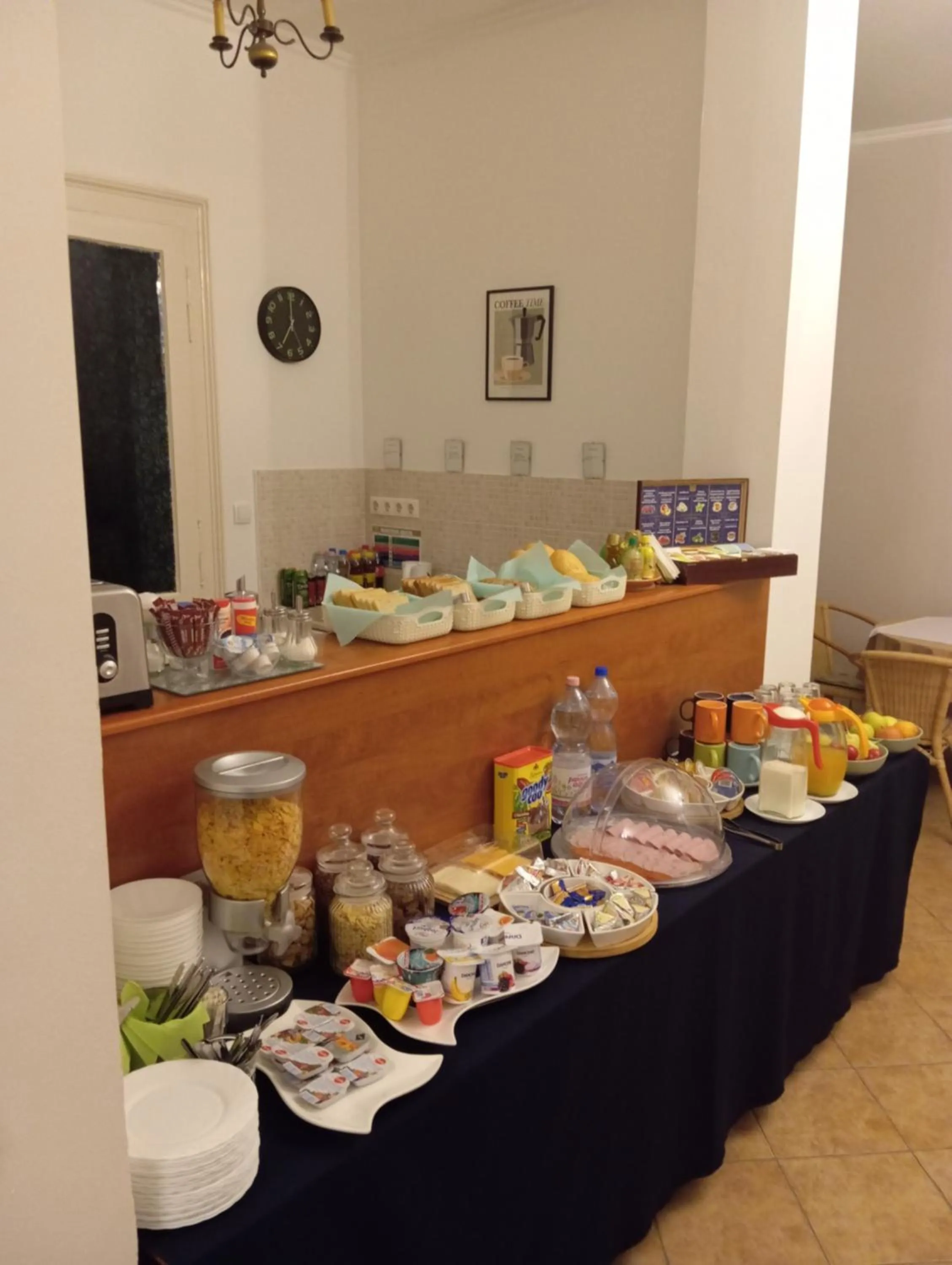 Restaurant/places to eat in Szent Kristóf Apartmanhotel