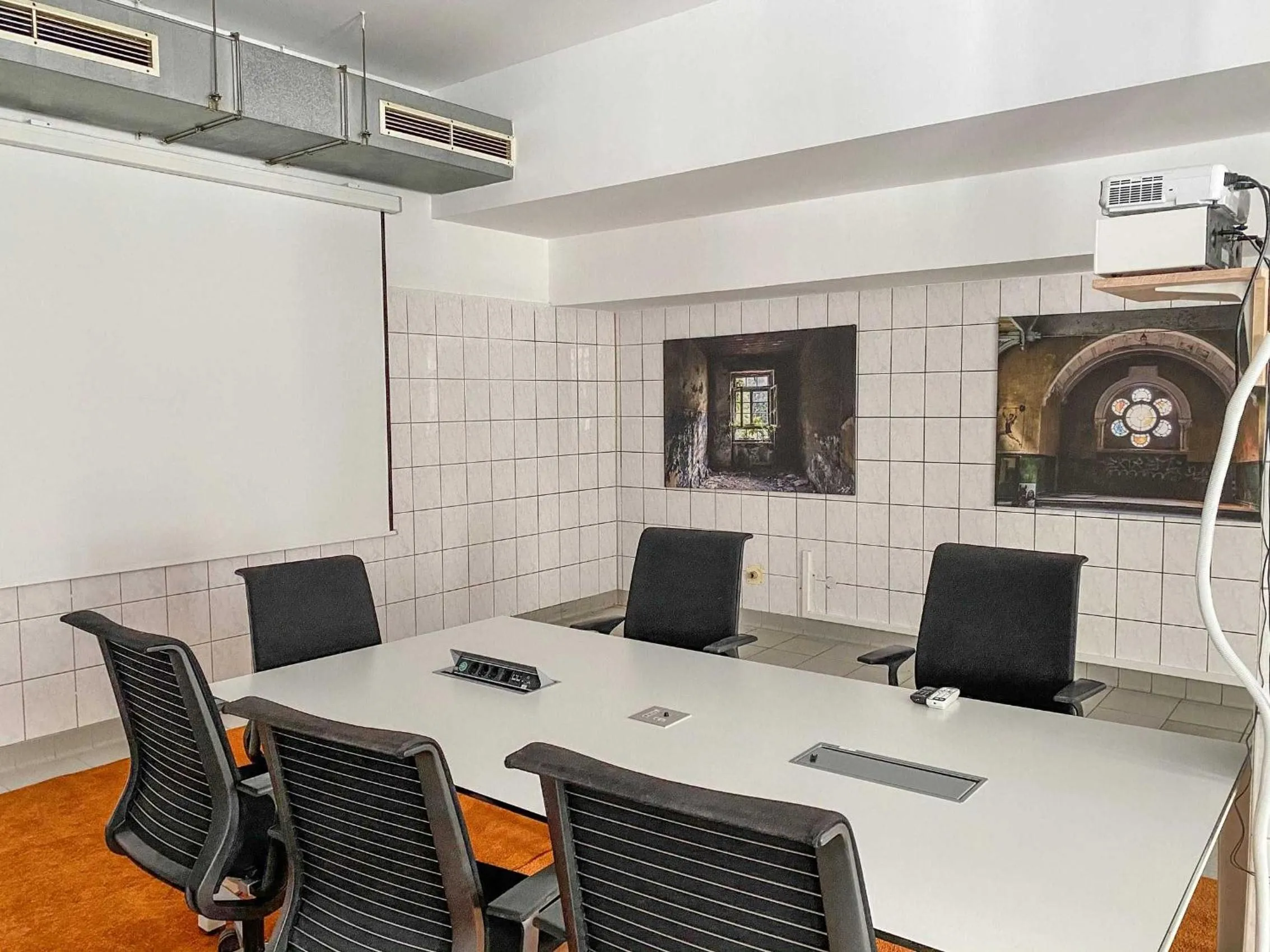 Business facilities in BIG MAMA Leipzig