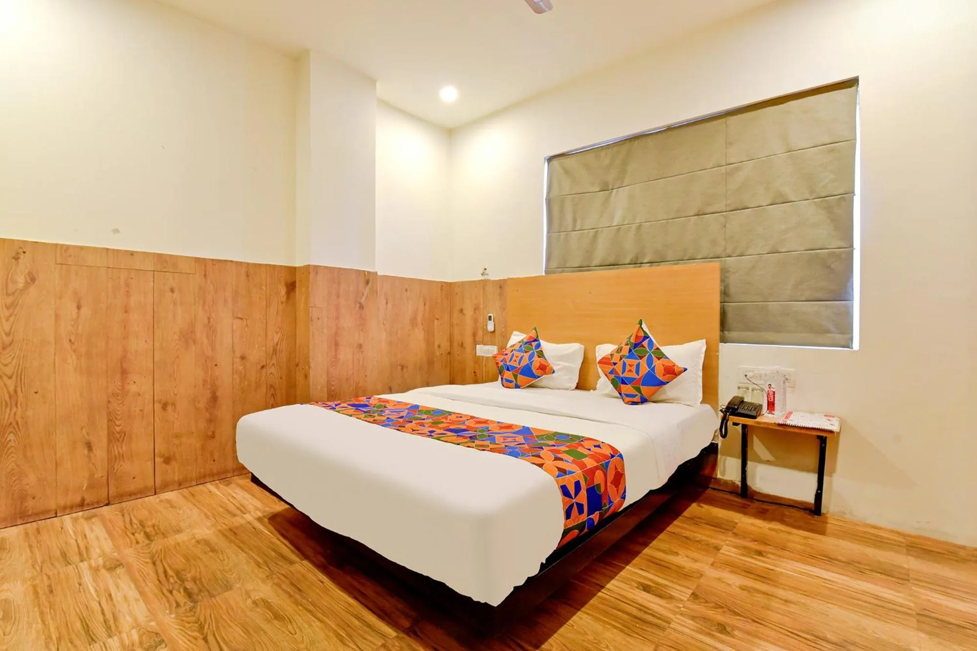 Bed in OYO 79651 TownHouse OTH Buddhi