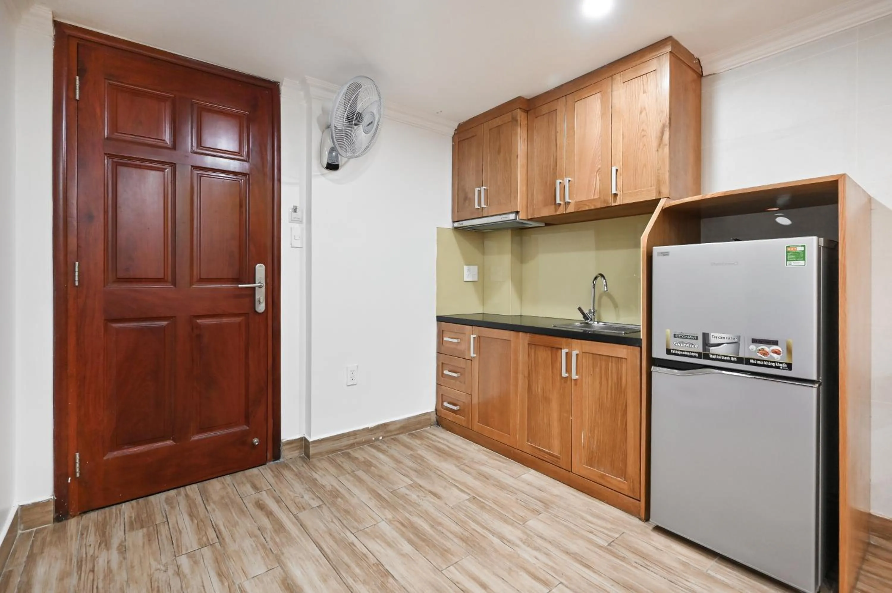 Kitchen or kitchenette in Genie Hotel & Serviced Apartments