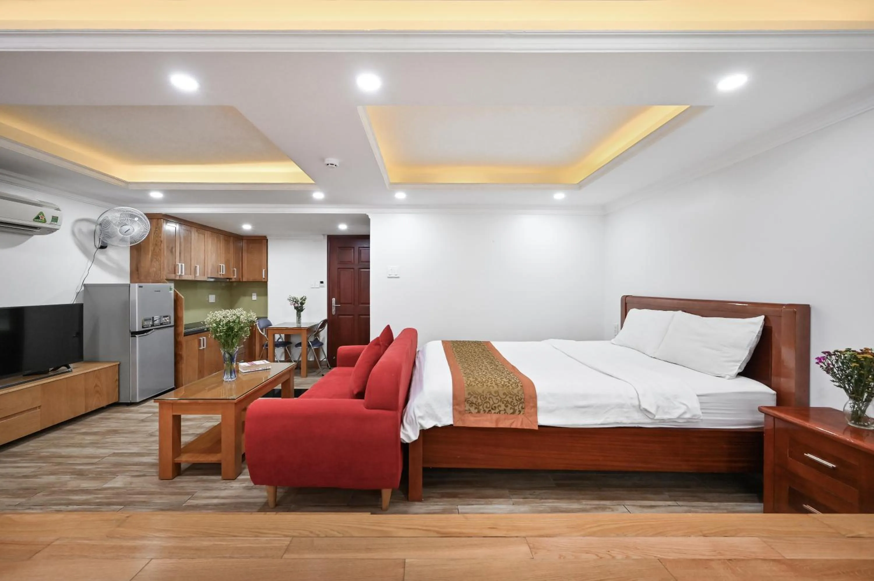 Living room, Bed in Genie Hotel & Serviced Apartments