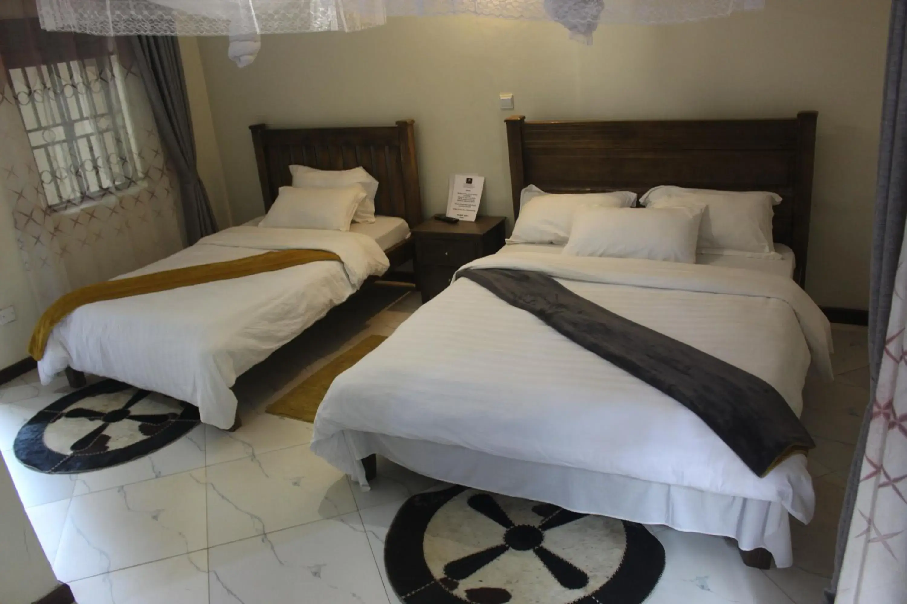 Deluxe Double Room with Two Double Beds in Montane Safaris Hotel Deluxe Double Room with Two Double Beds in Montane Safaris Hotel