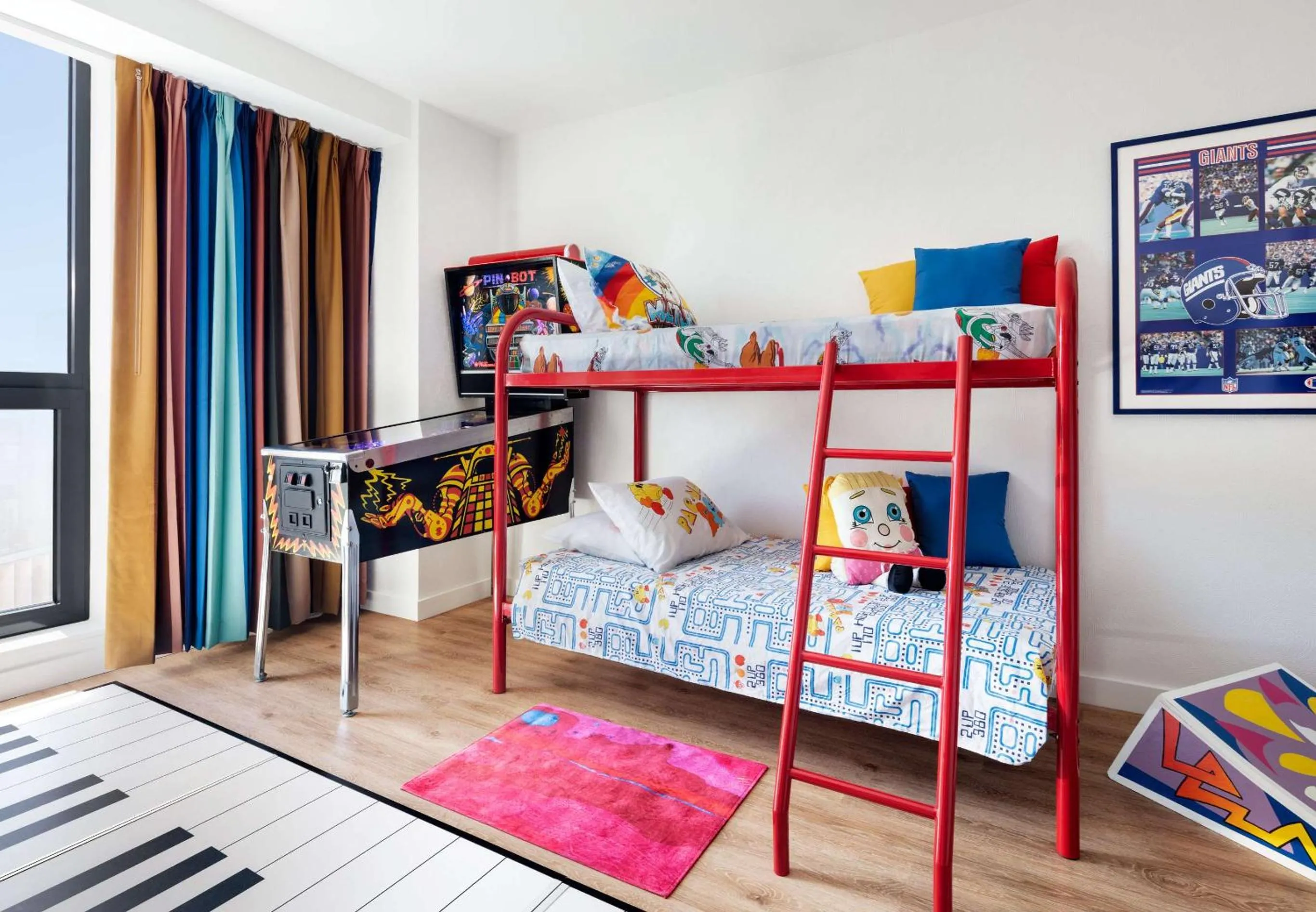 Bed in Graduate by Hilton New York