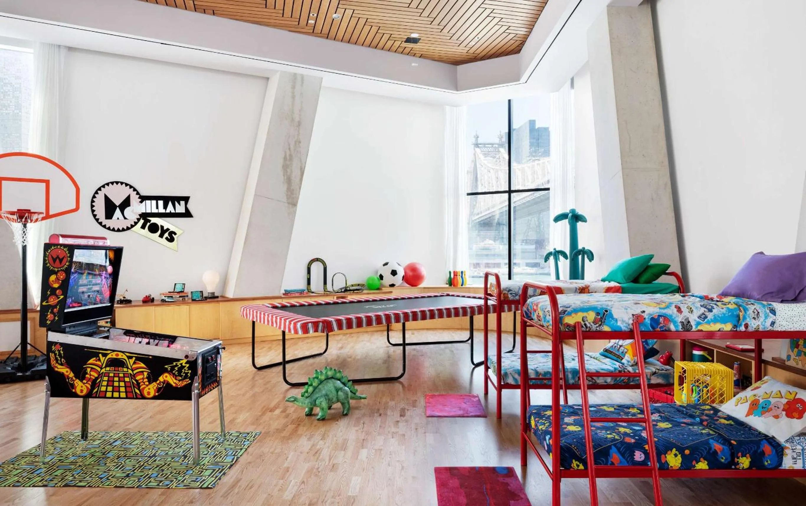 Photo of the whole room in Graduate by Hilton New York