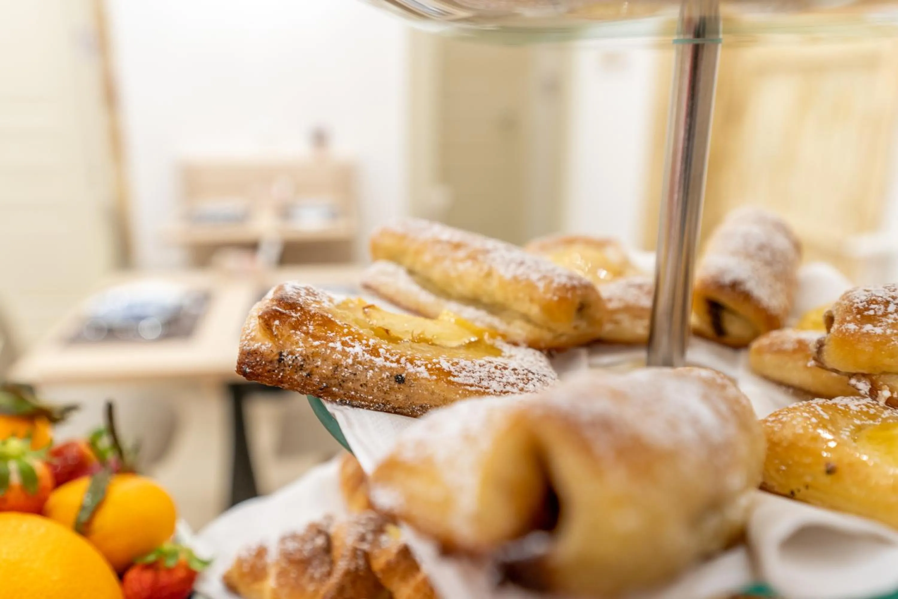 Breakfast in Mama Tita Rooms and Breakfast