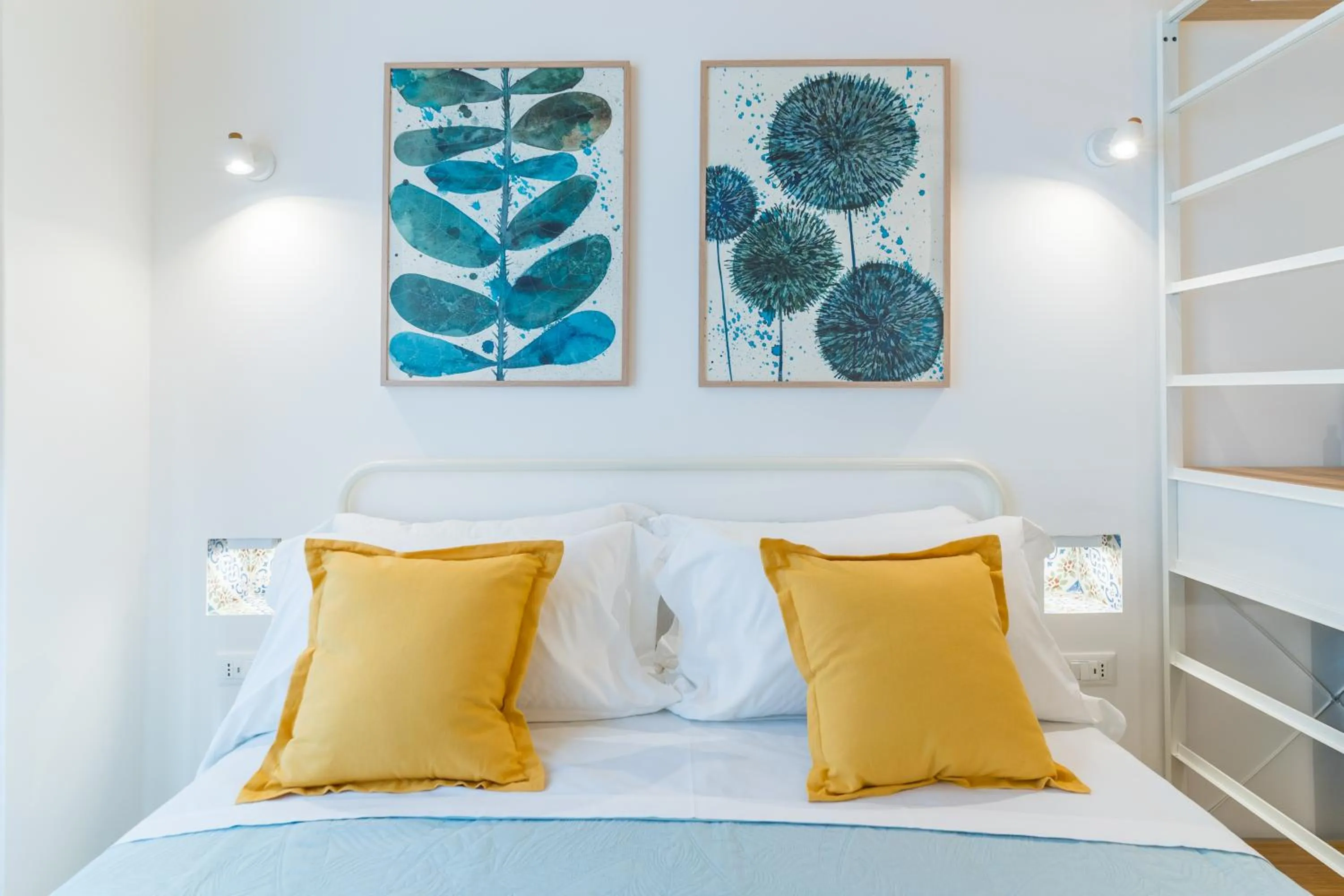 Bed in Mama Tita Rooms and Breakfast