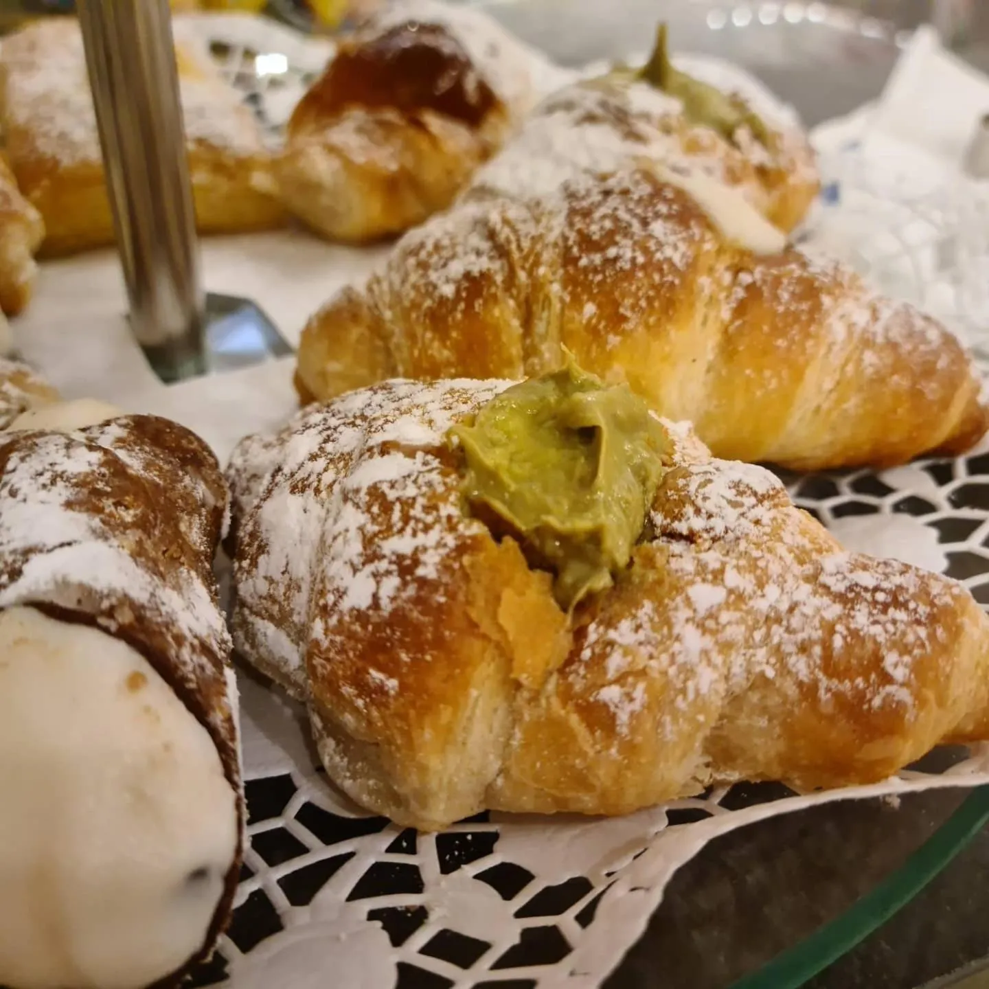 Breakfast in Mama Tita Rooms and Breakfast