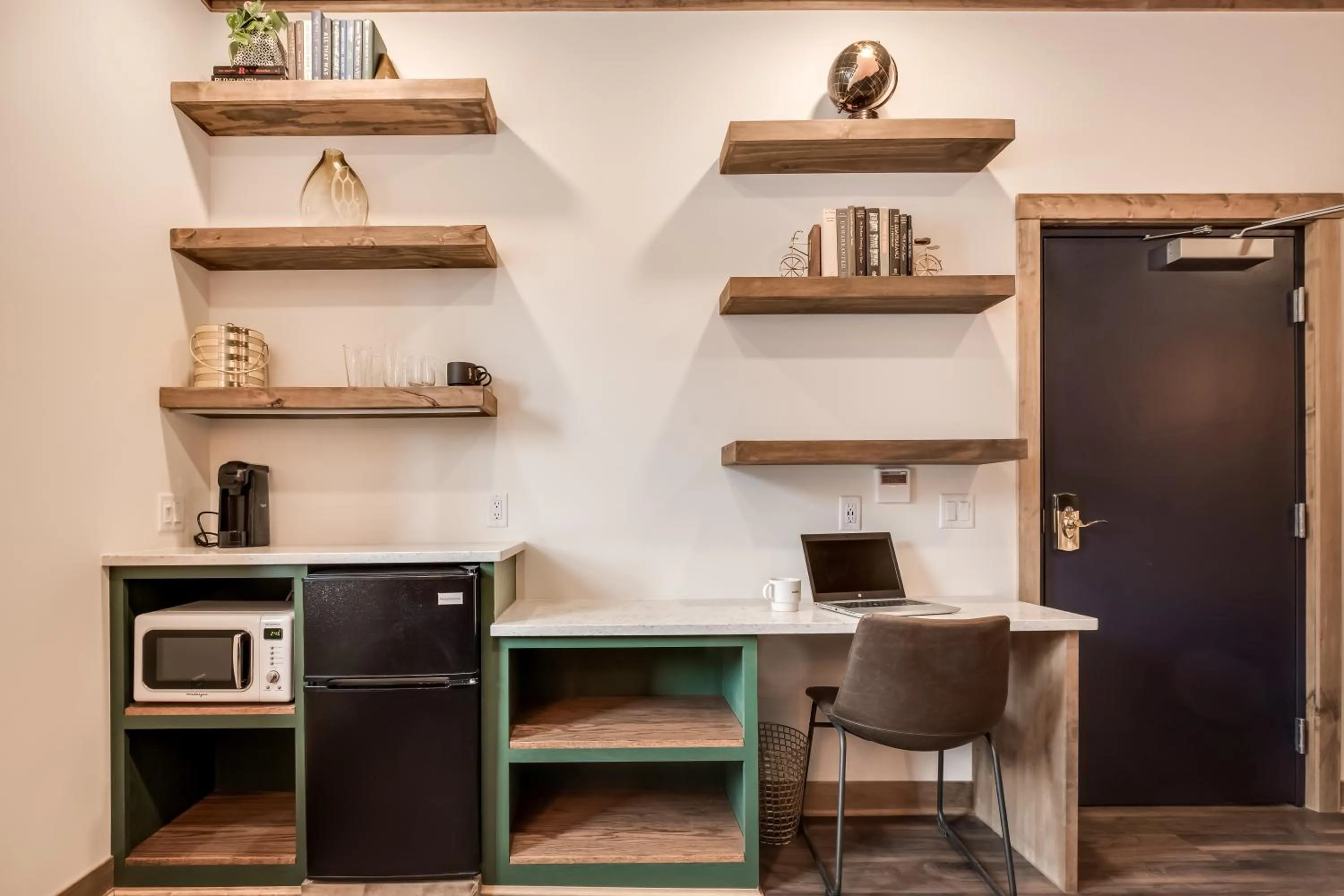 Kitchen or kitchenette in The Port of Prescott Boutique Hotel