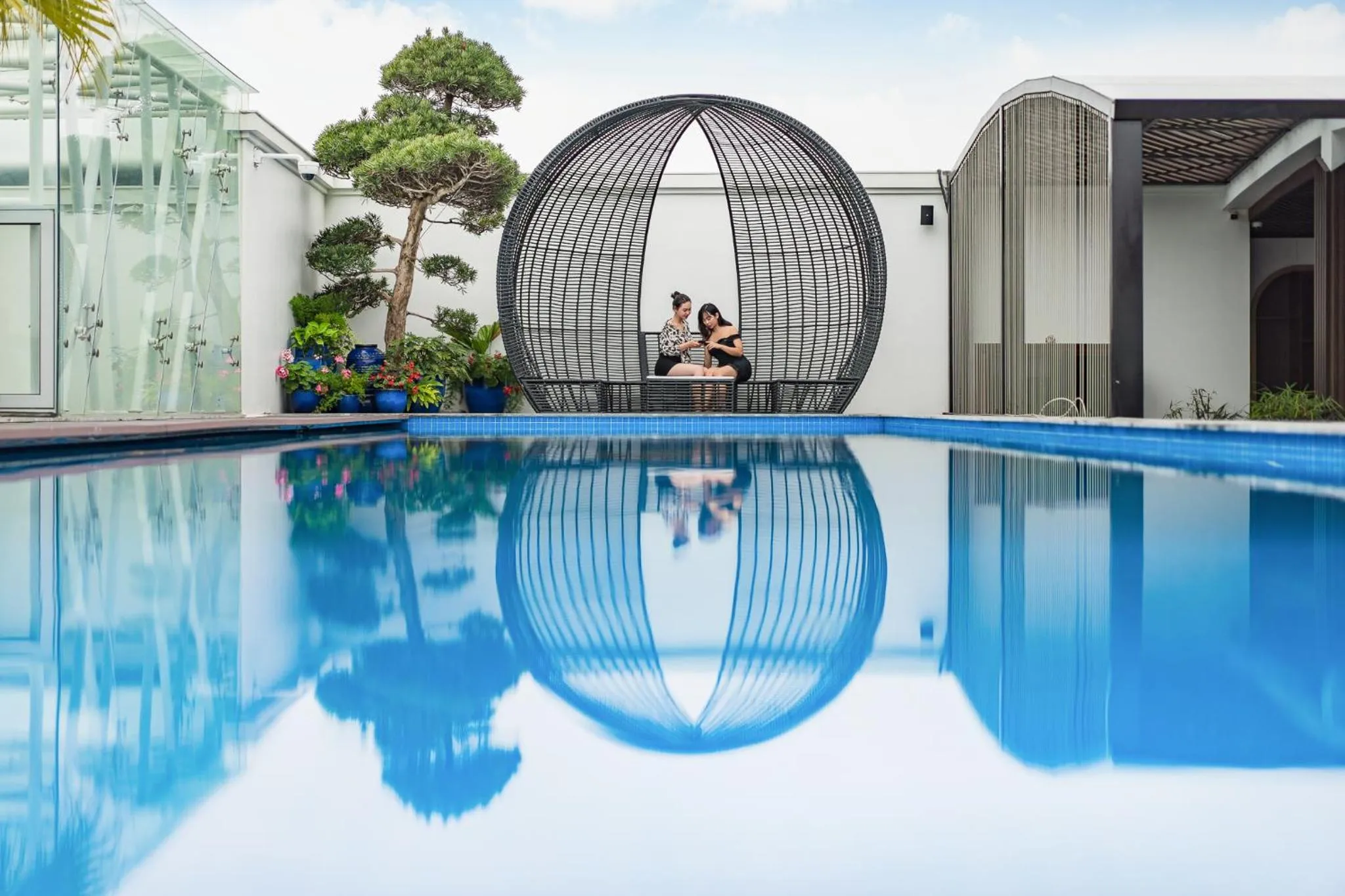 Swimming pool in Grand Fleuve Boutique