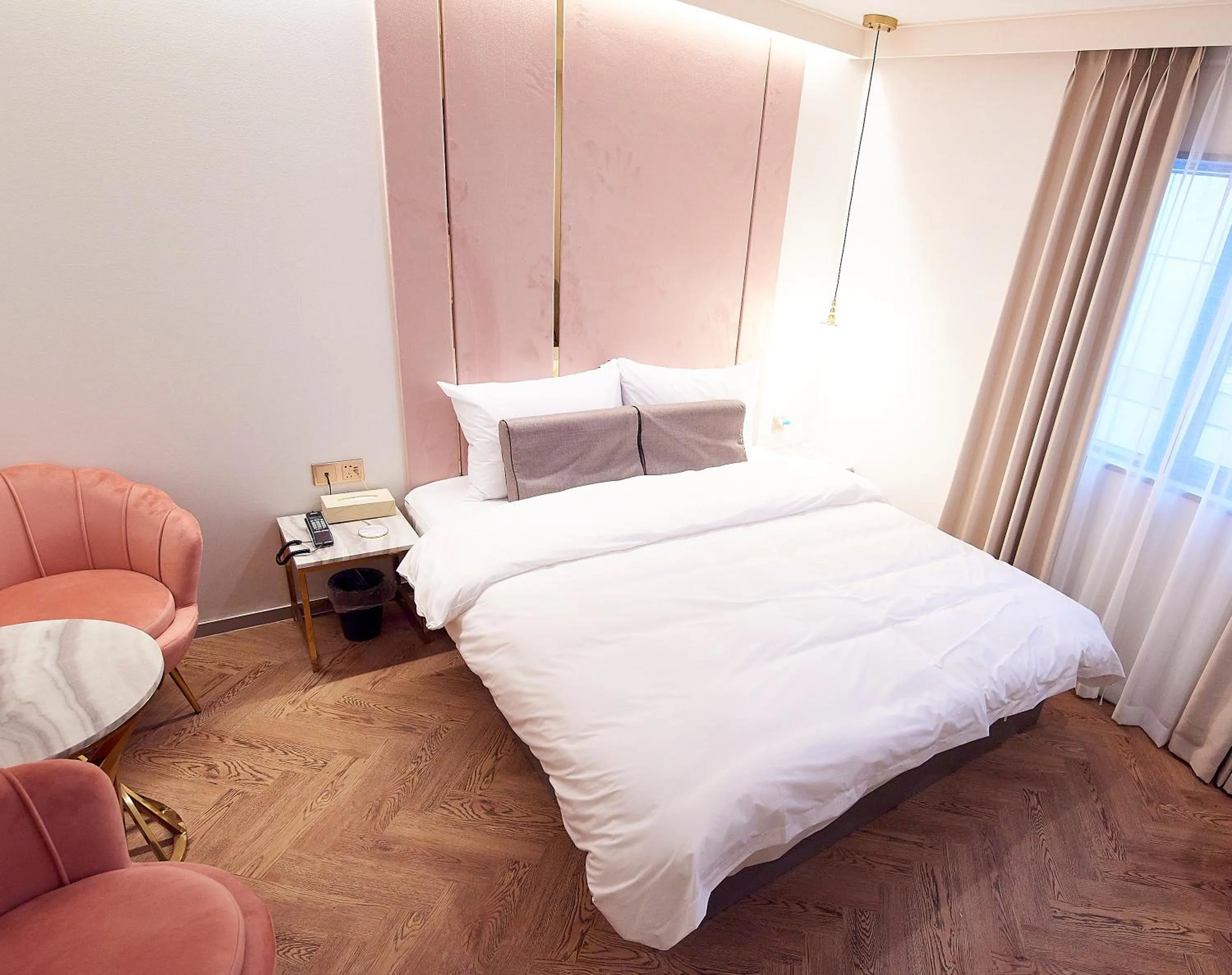 Bed in 사직 덴바스타 시그니처 호텔