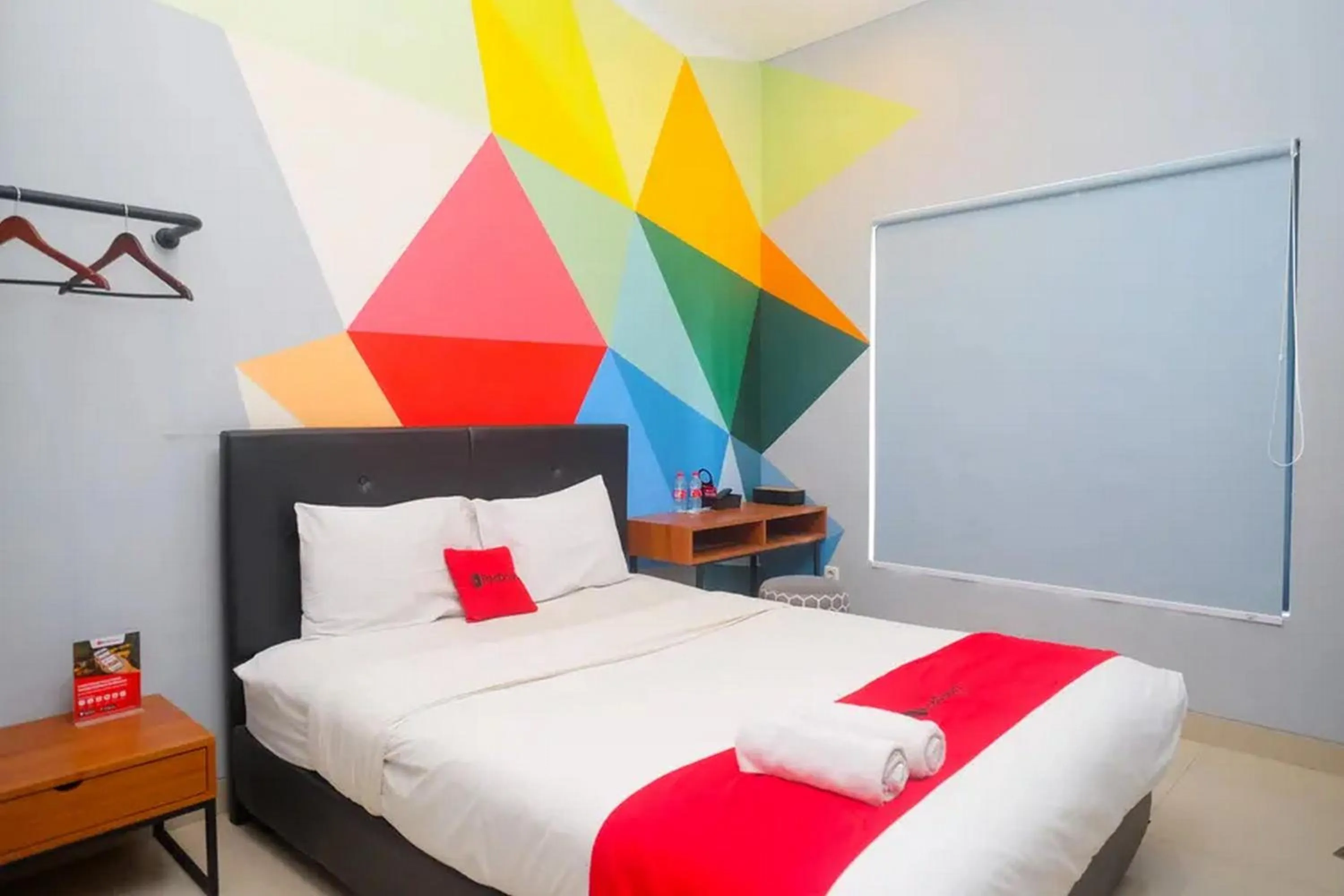 Bed in RedDoorz near Sindu Kusuma Edupark 3
