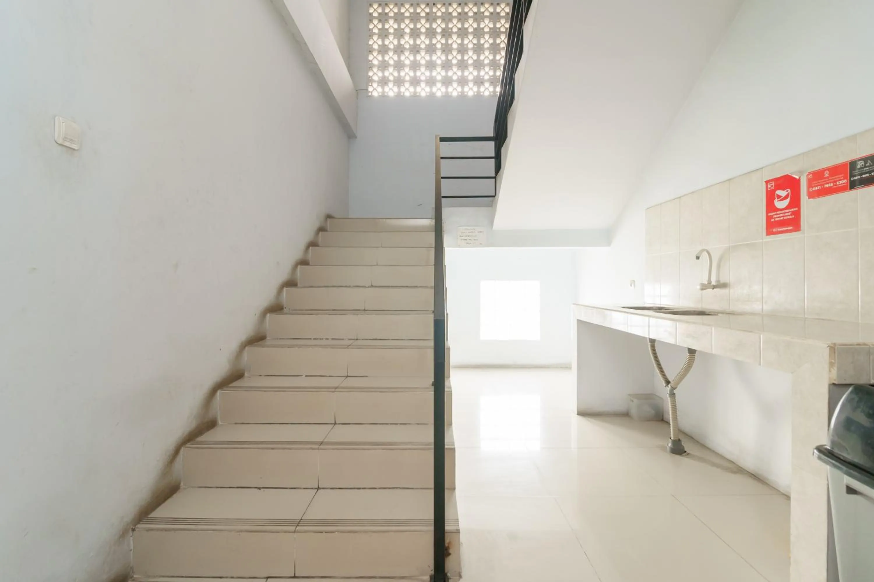 KoolKost Syariah near Kampus Utama Universitas Budi Luhur