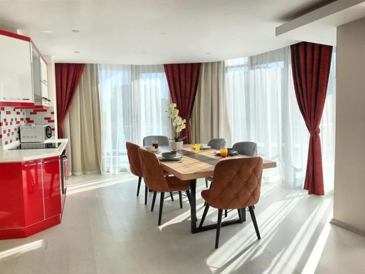 Dining area in Alfa Apart Hotel