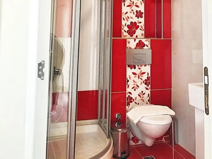 Bathroom in Alfa Apart Hotel