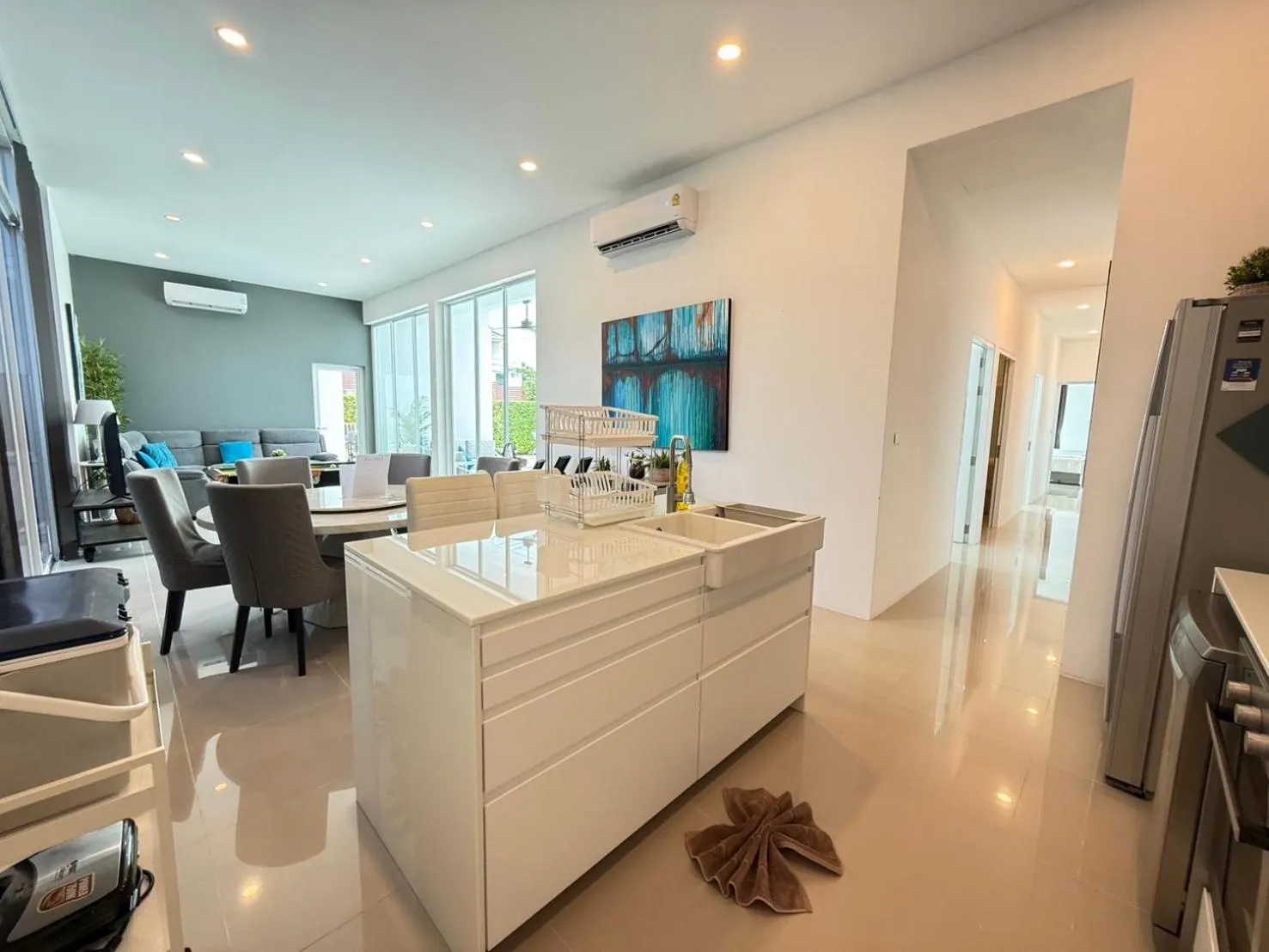 Modern 3 Bedroom Private Pool Villa KH-A1