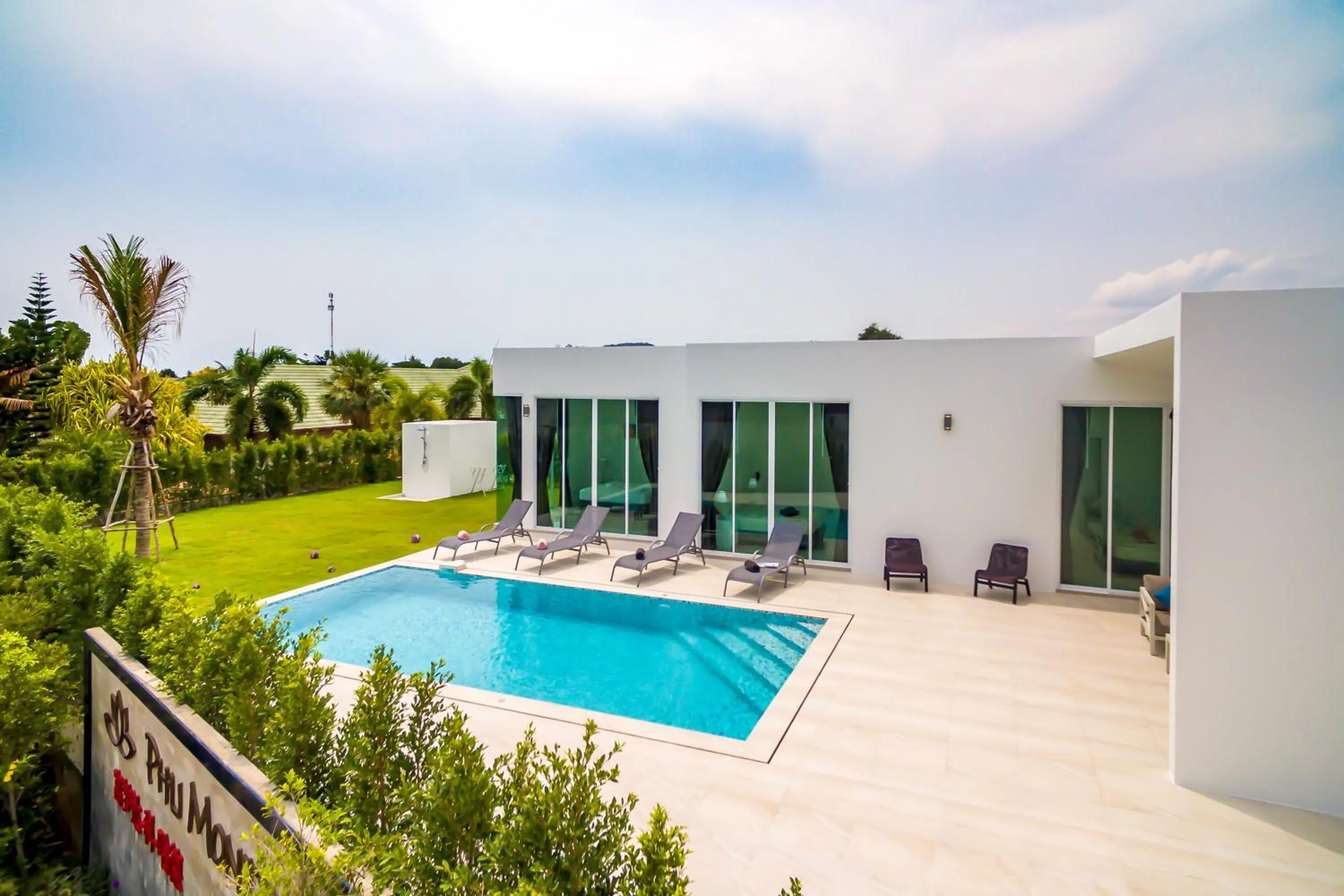 Swimming pool in Modern 3 Bedroom Private Pool Villa KH-A1