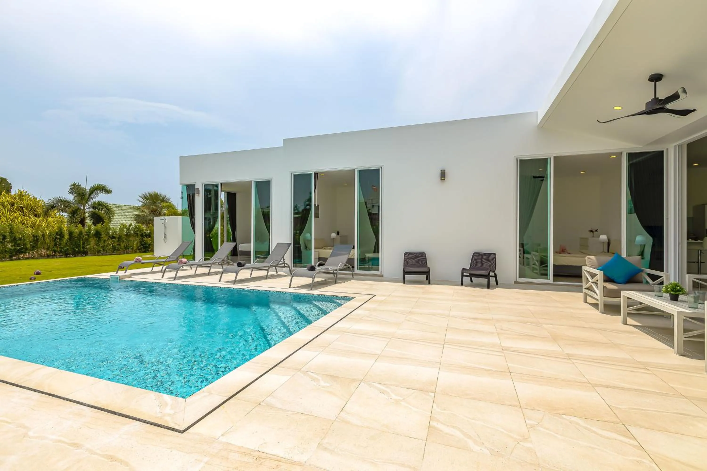 Swimming pool in Modern 3 Bedroom Private Pool Villa KH-A1