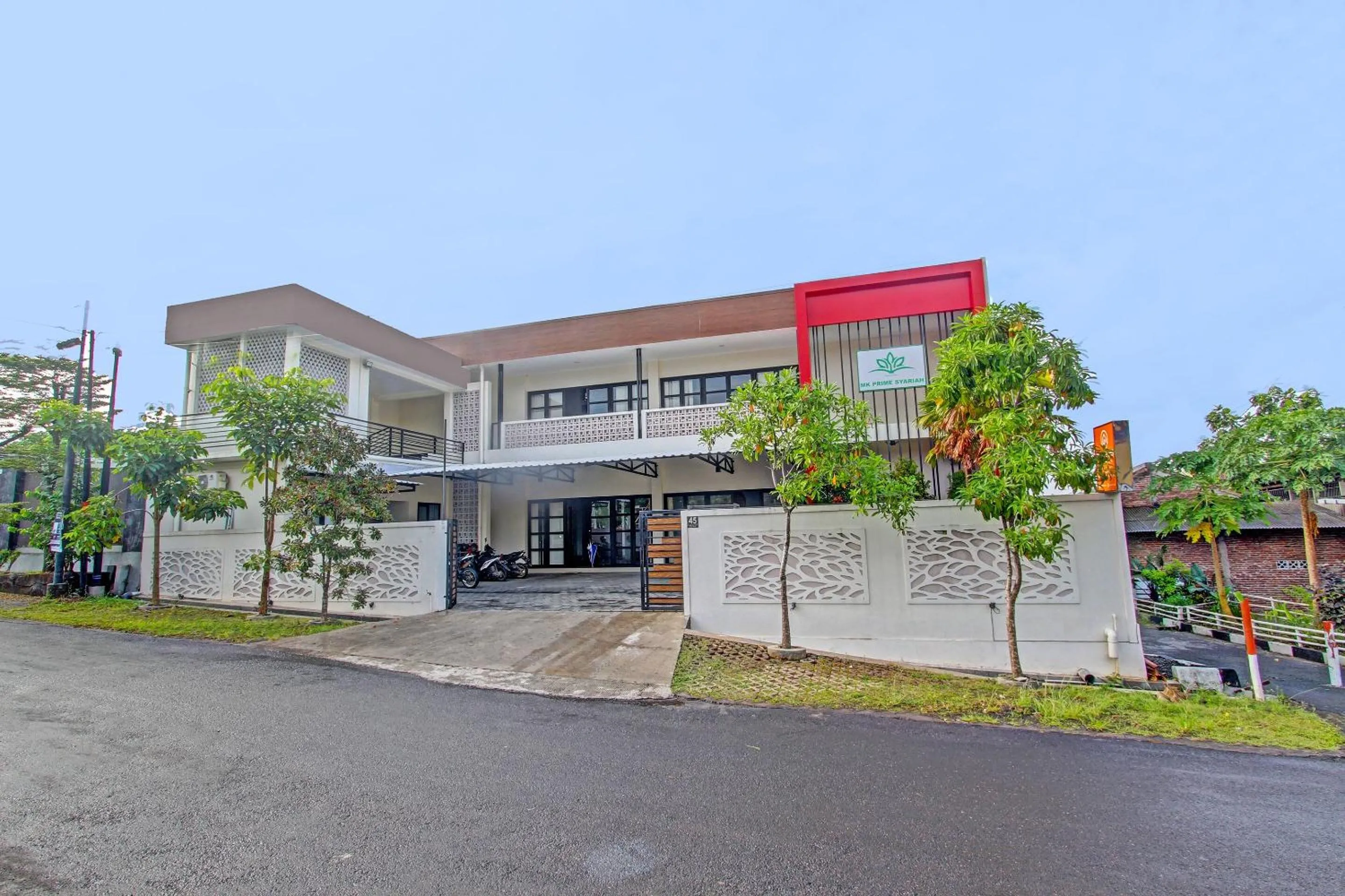 Facade/entrance in Capital O 91377 Mk Prime Syariah