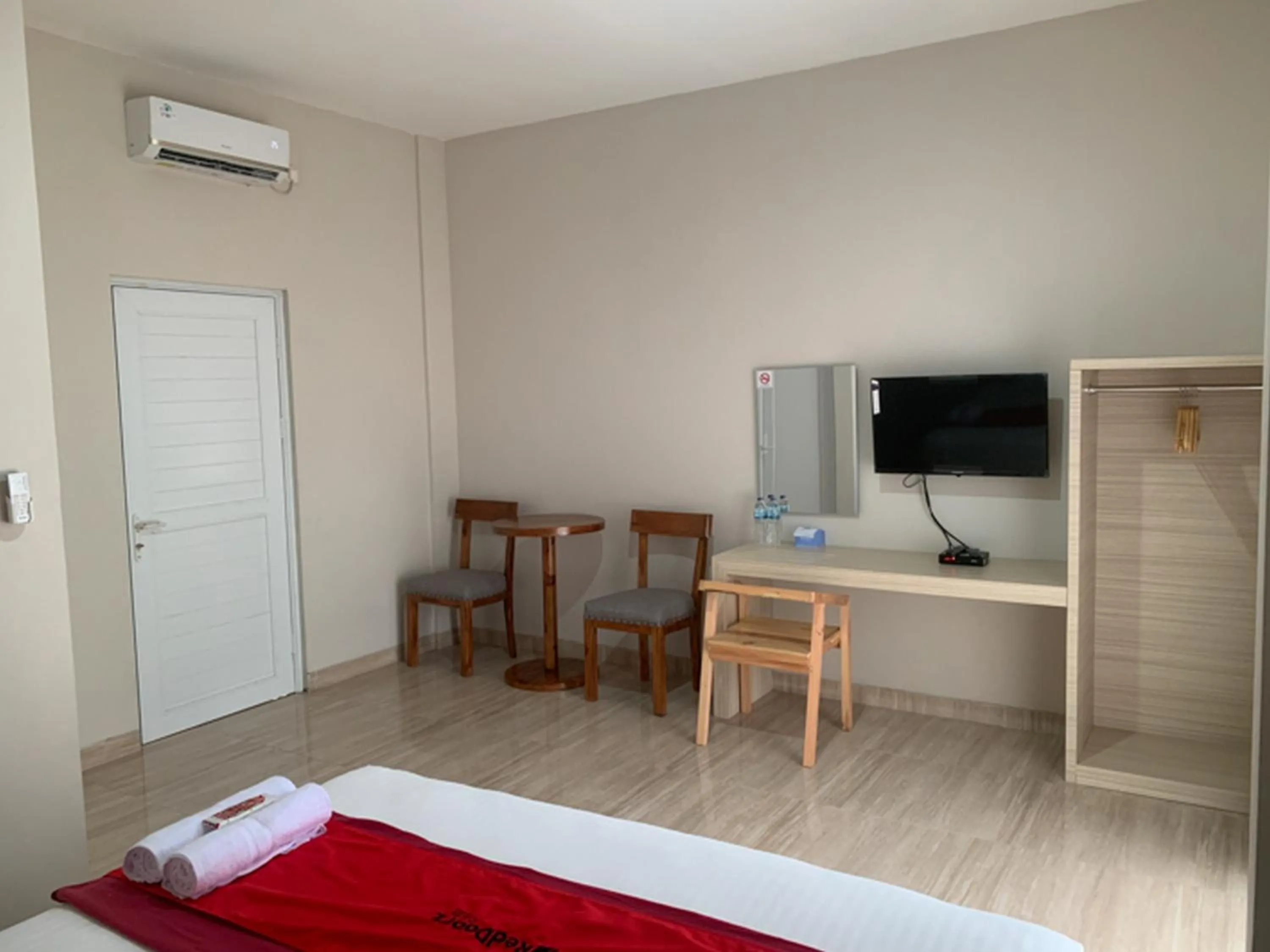 Bed in RedDoorz near Alun Alun Purbalingga