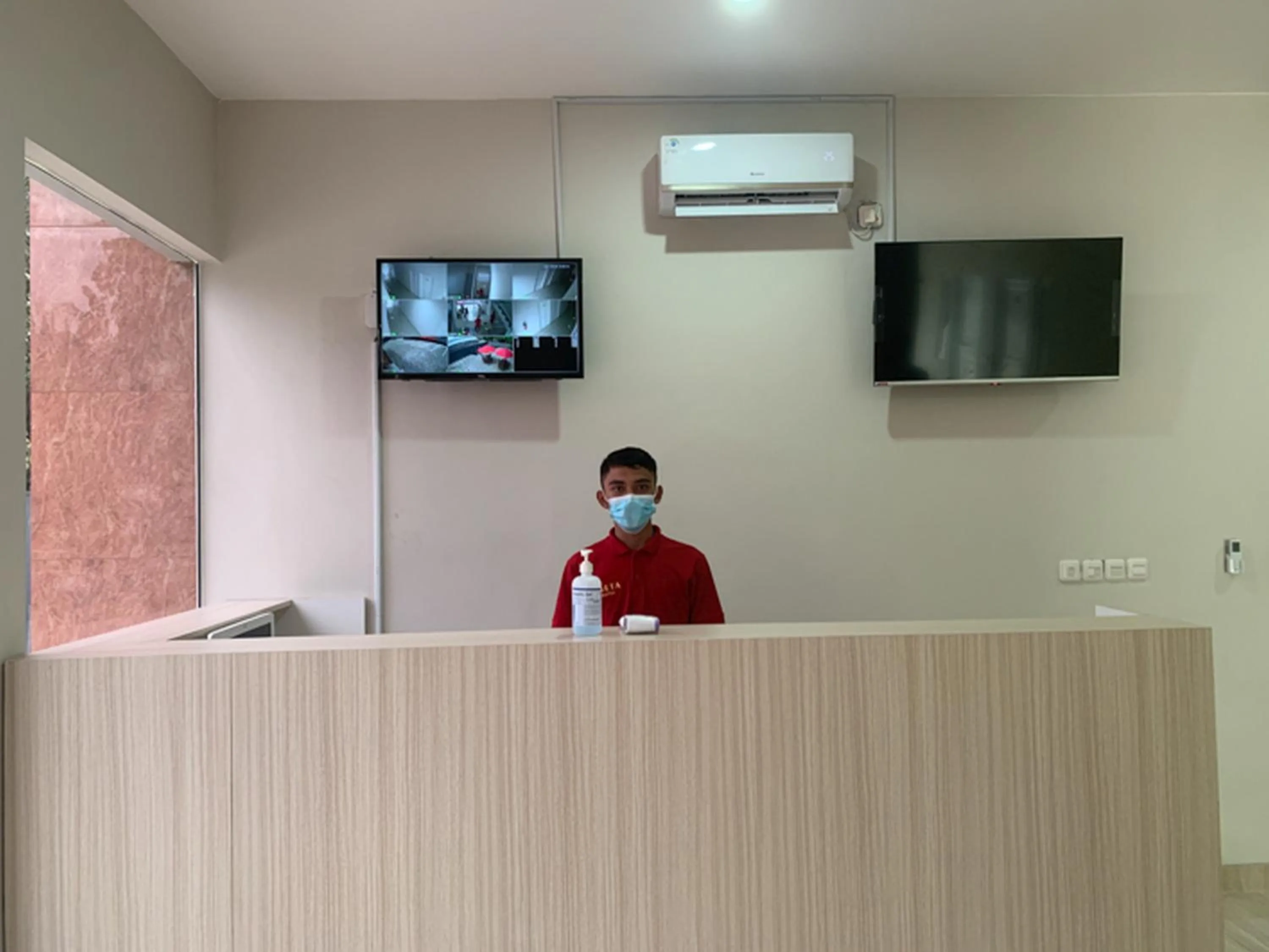 RedDoorz near Alun Alun Purbalingga