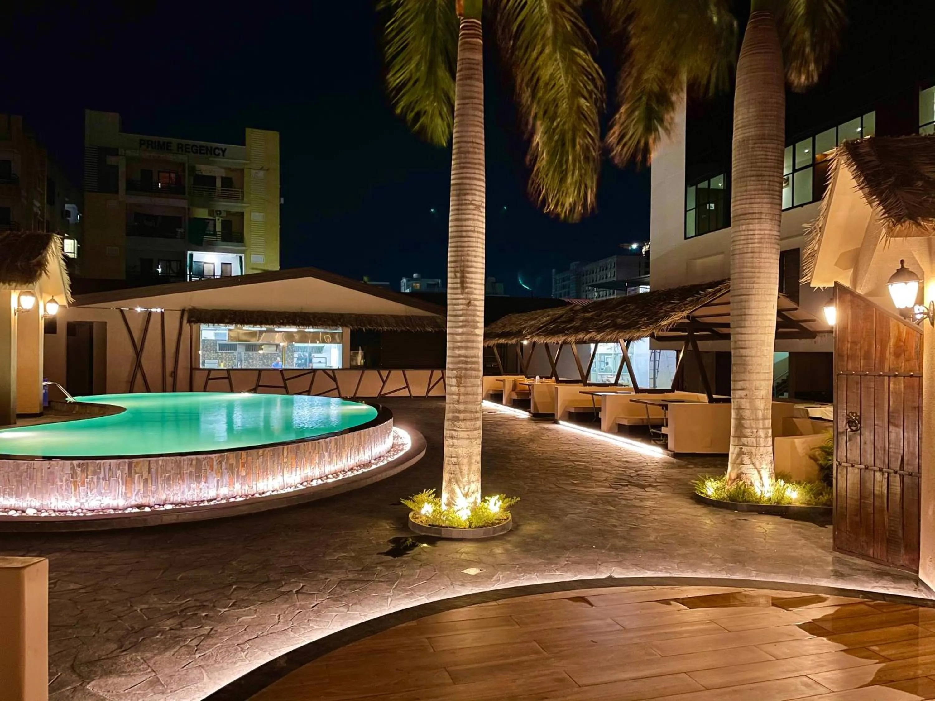 Restaurant/places to eat in Jardin Hotels