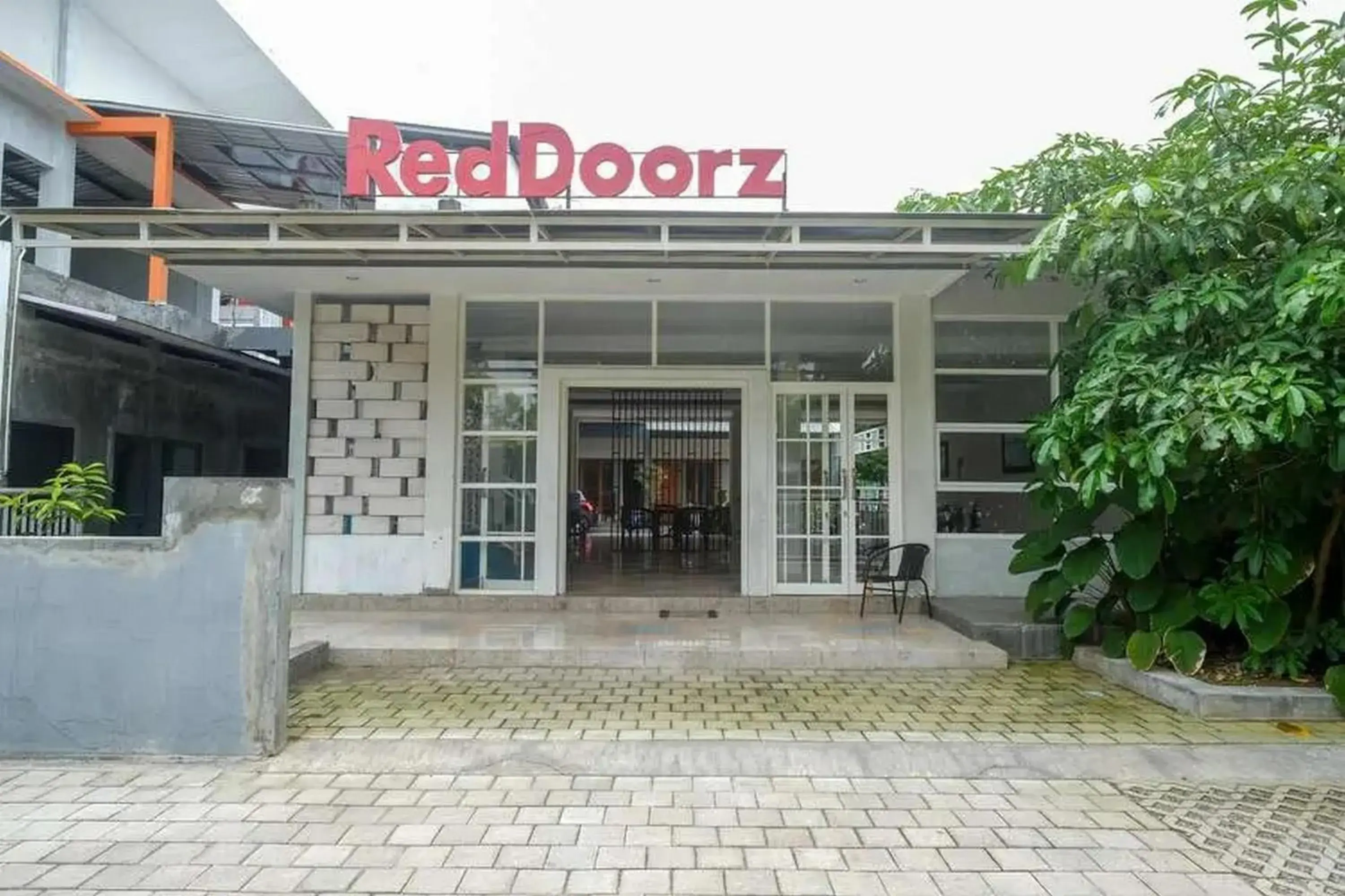 Reddoorz near Stadion Kridosono Blora Reddoorz near Stadion Kridosono Blora