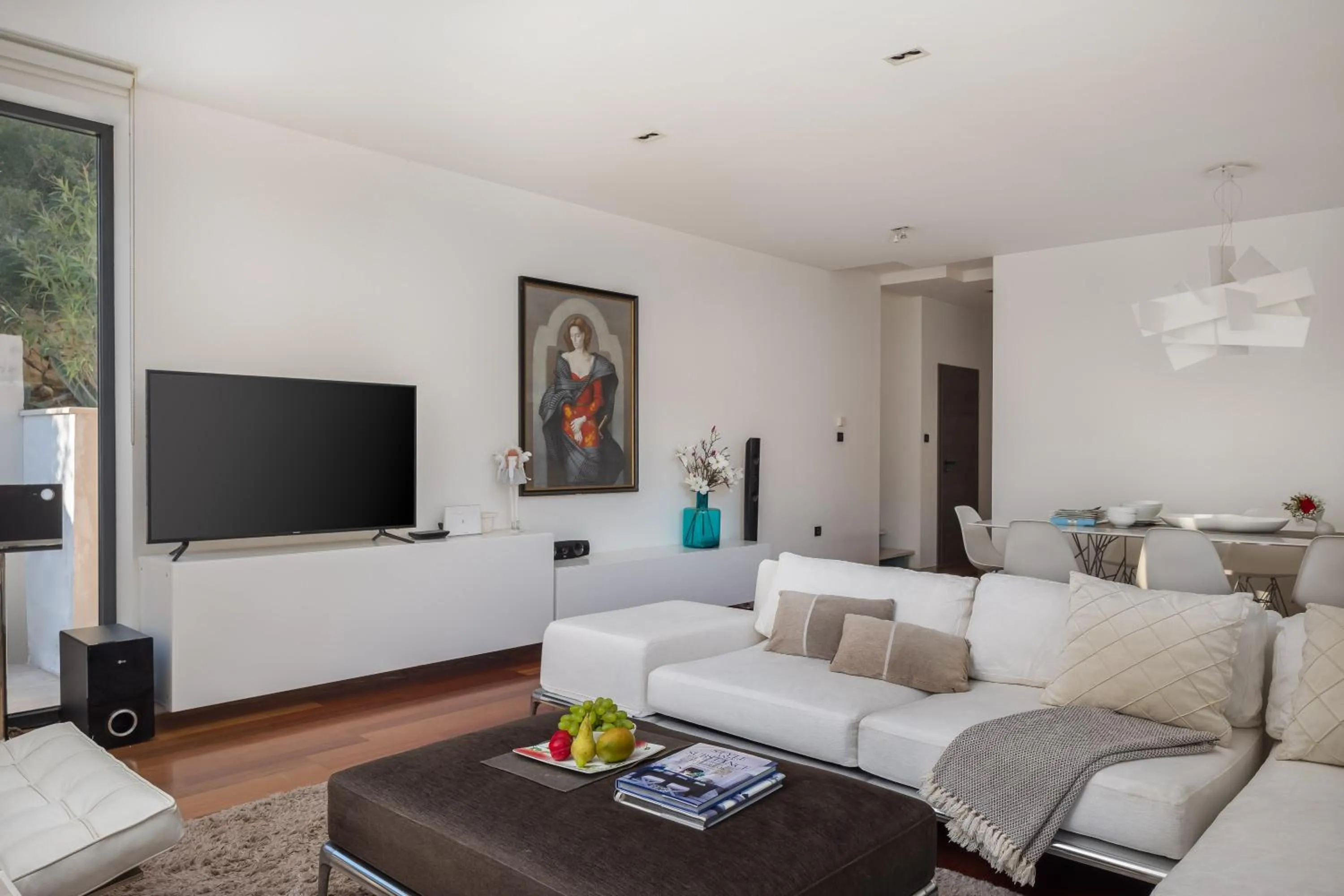 Beachfront Villa Grain of Salt with Pool