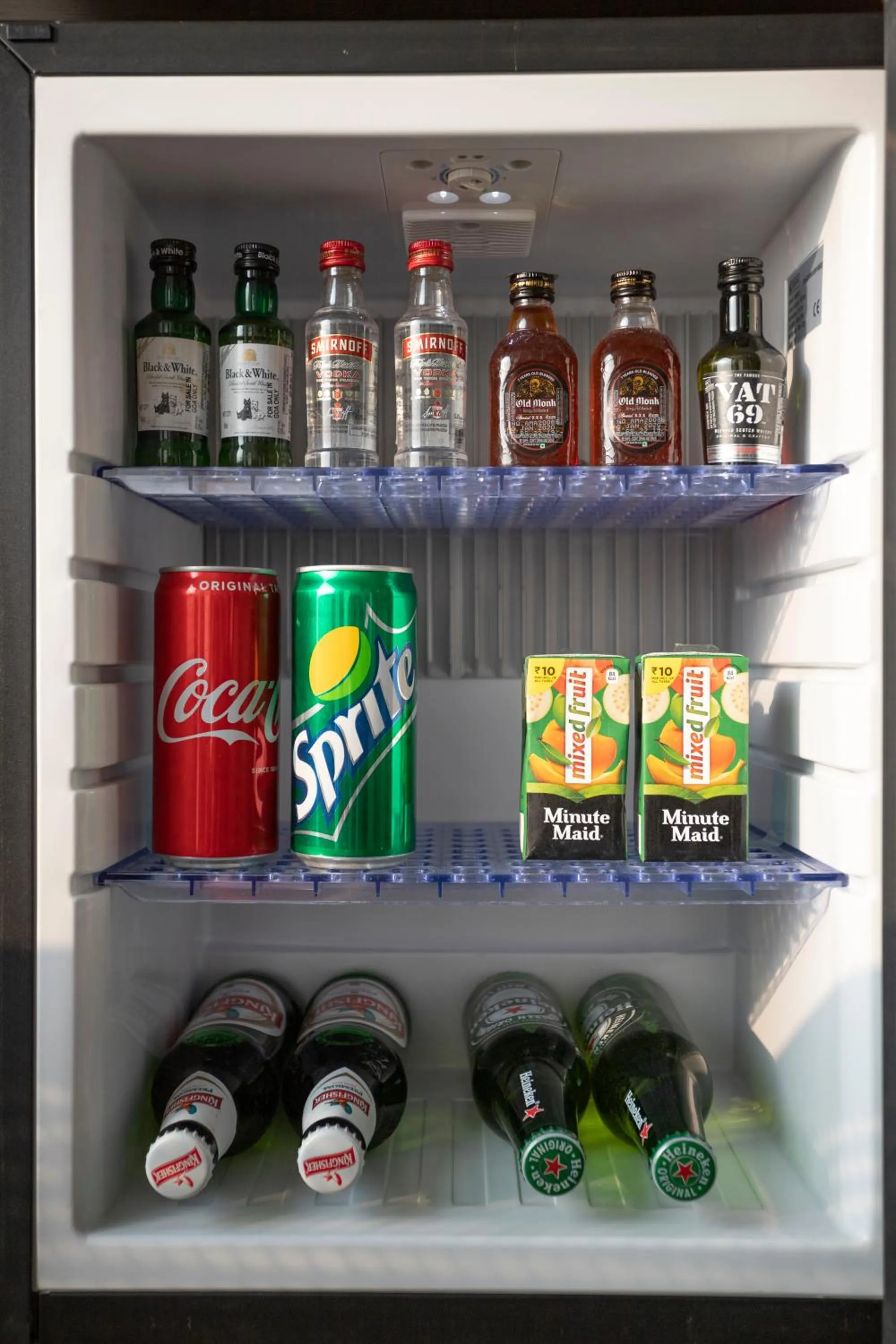 Coffee/tea facilities in The Crescent