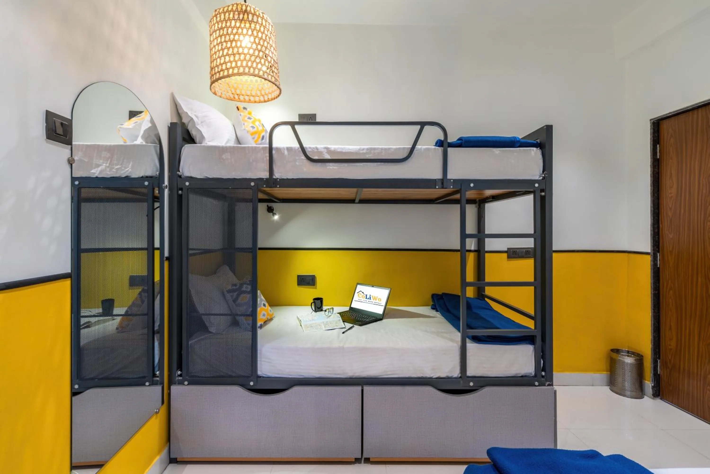 bunk bed, Bed in Coliwo Un - Viman Nagar